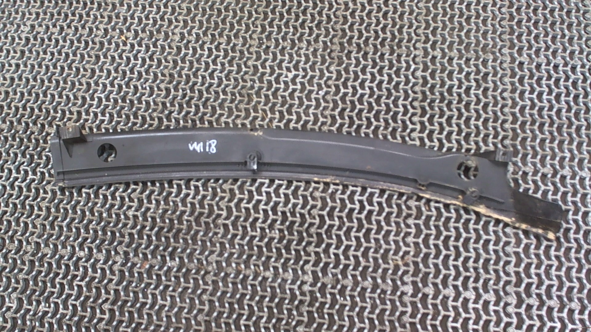 Решетка стеклоочистителей (Жабо)