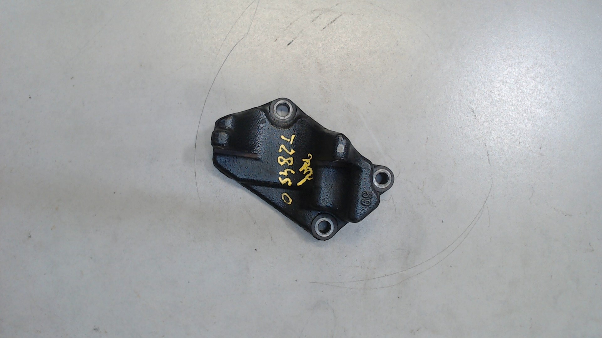 Кронштейн (п.з.к.)