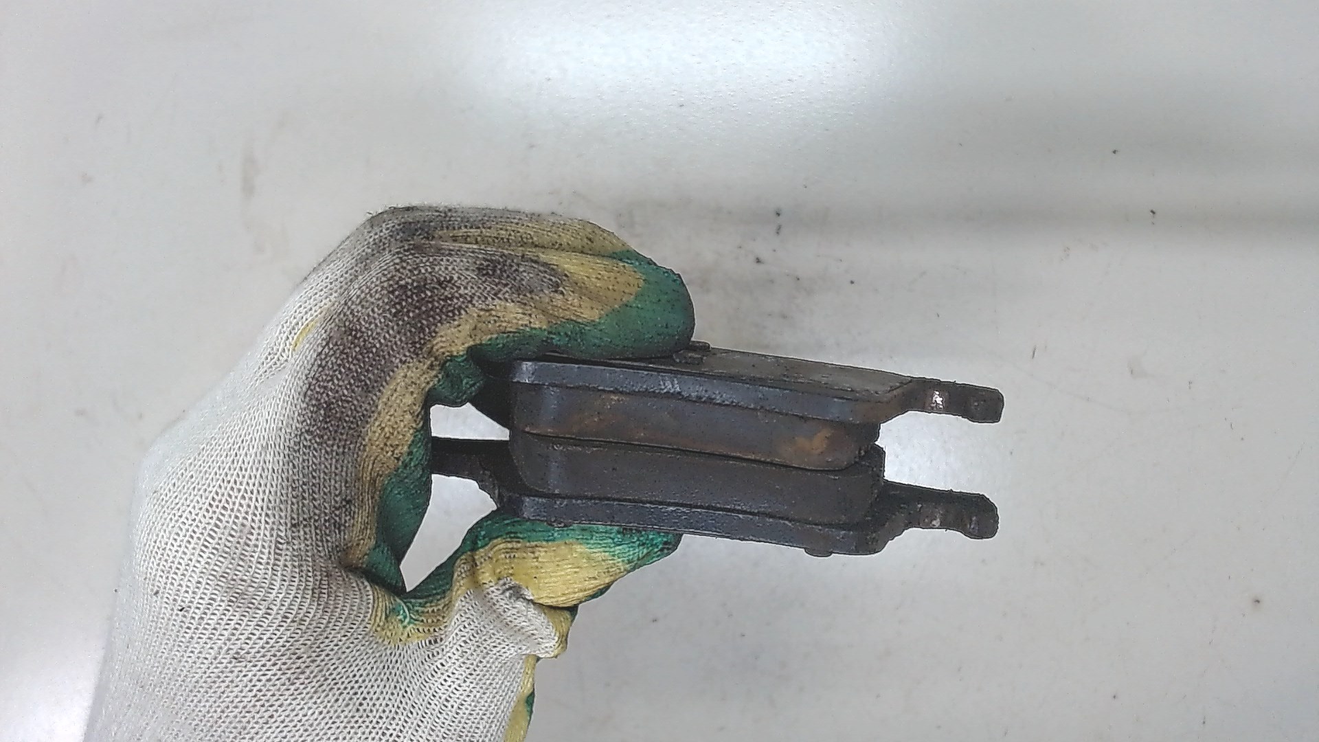 Колодки тормозные задние дисковые к-т