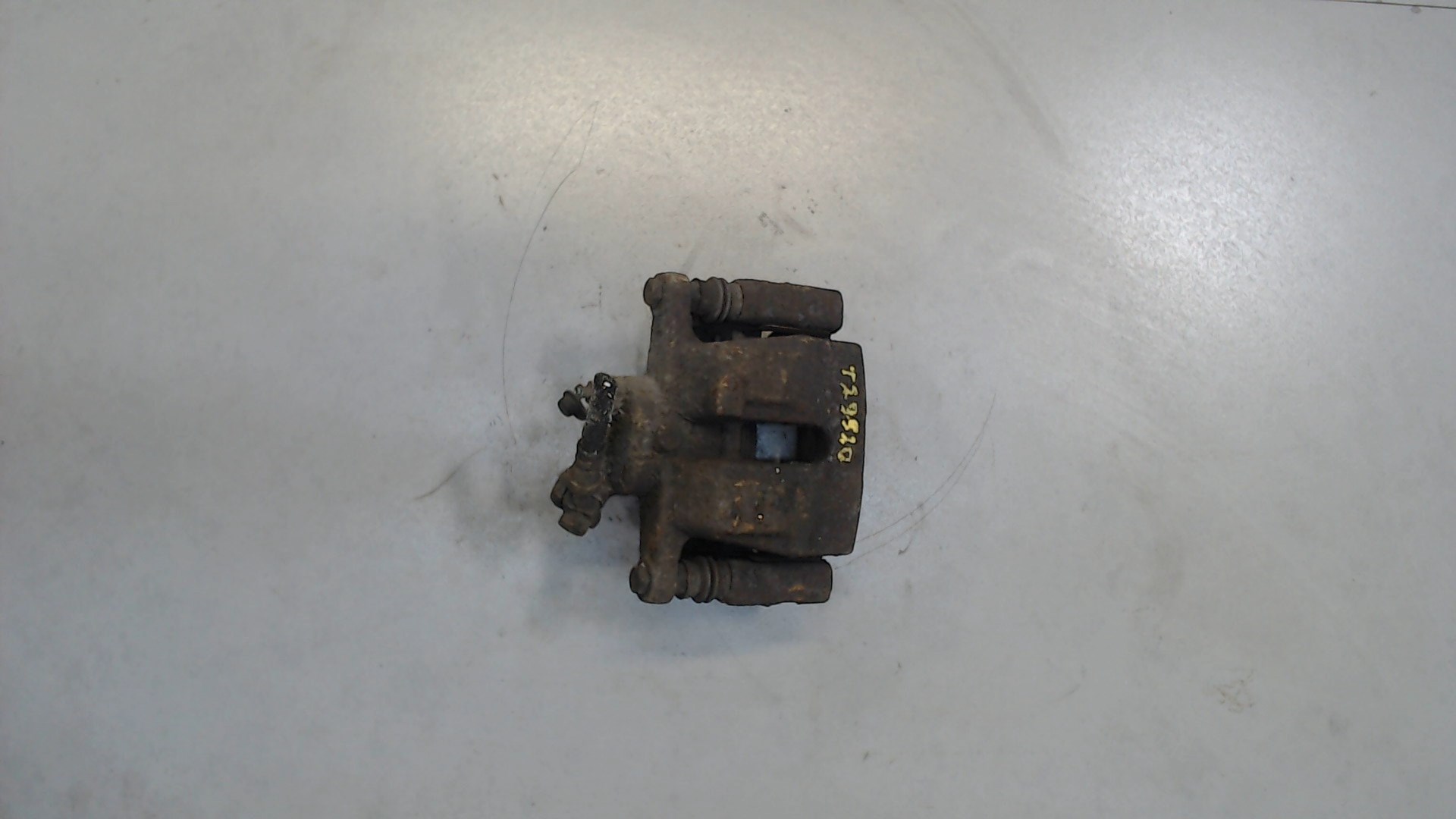 Суппорт задний правый