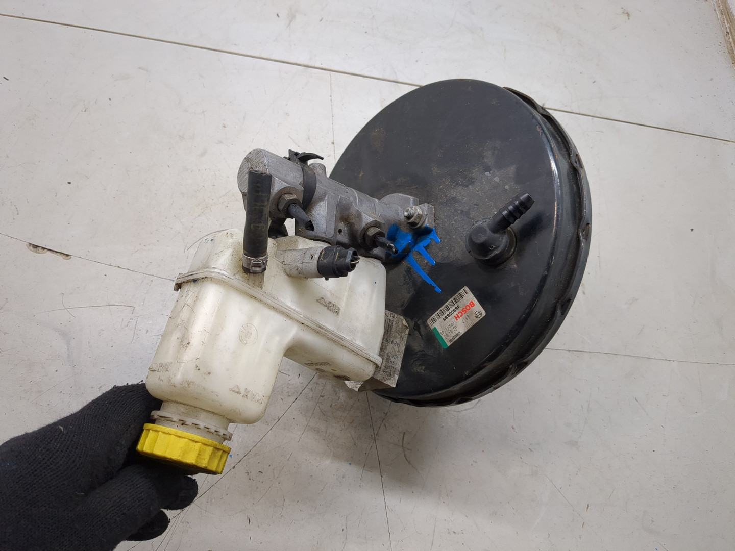 Цилиндр тормозной главный