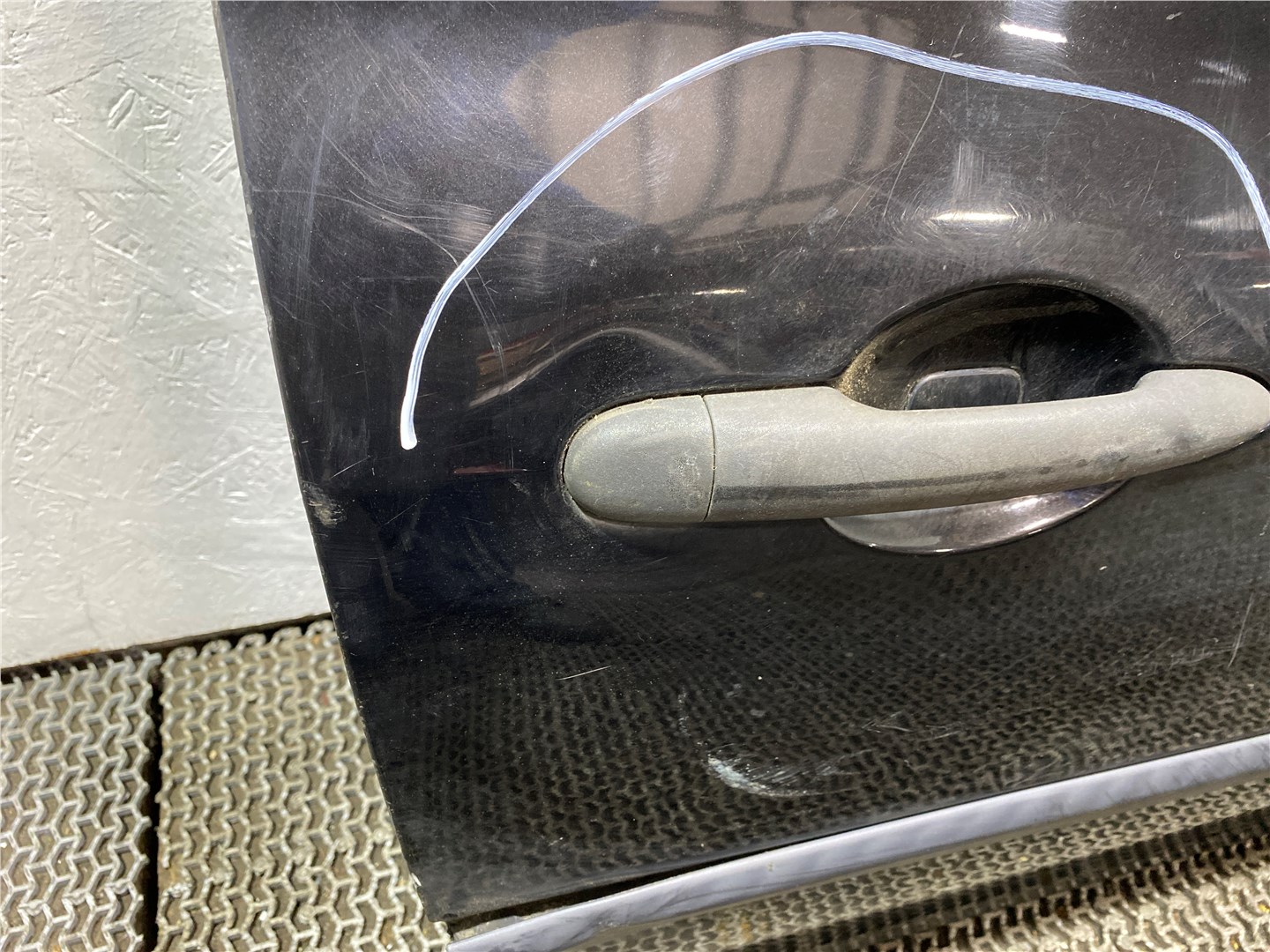 Дверь передняя правая