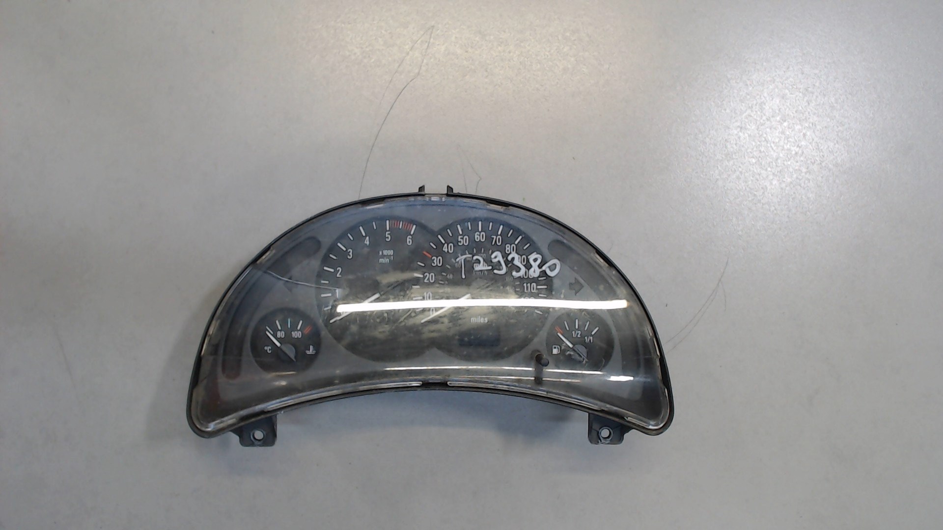 Панель приборов