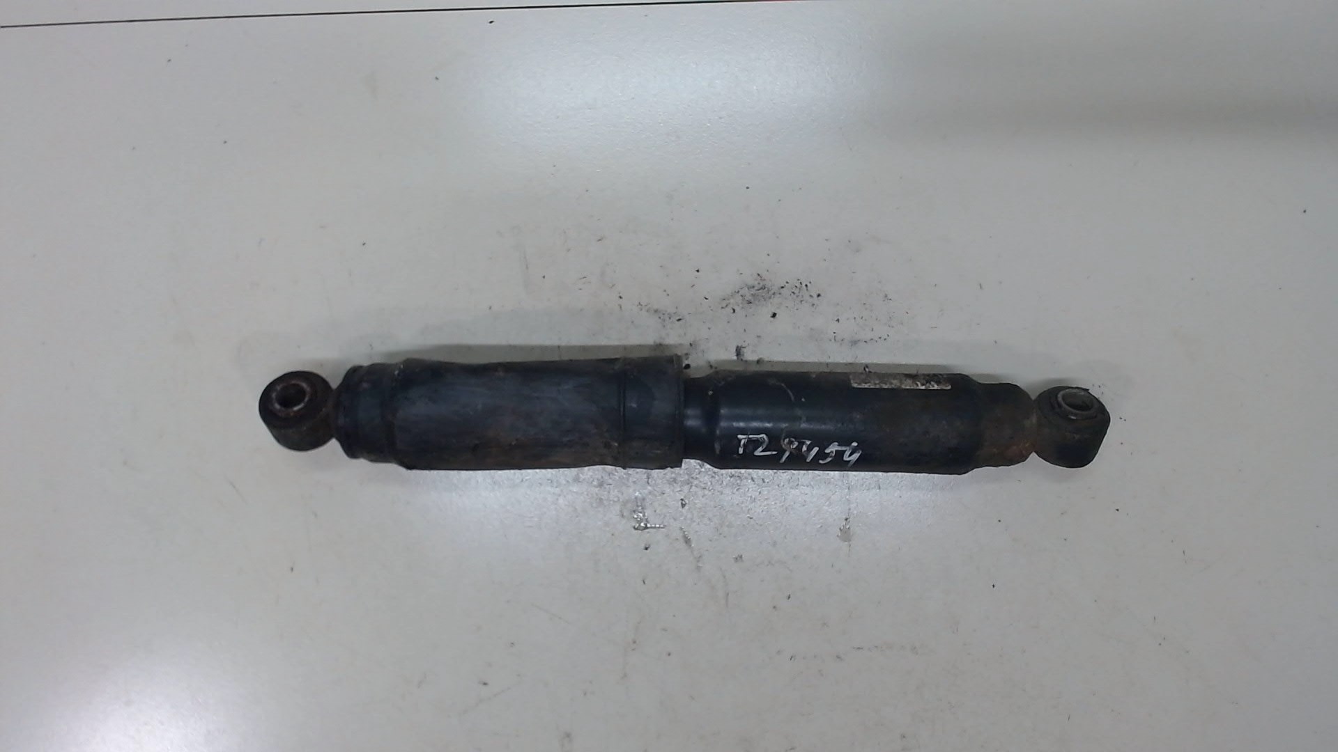 Амортизатор задний (стойка)