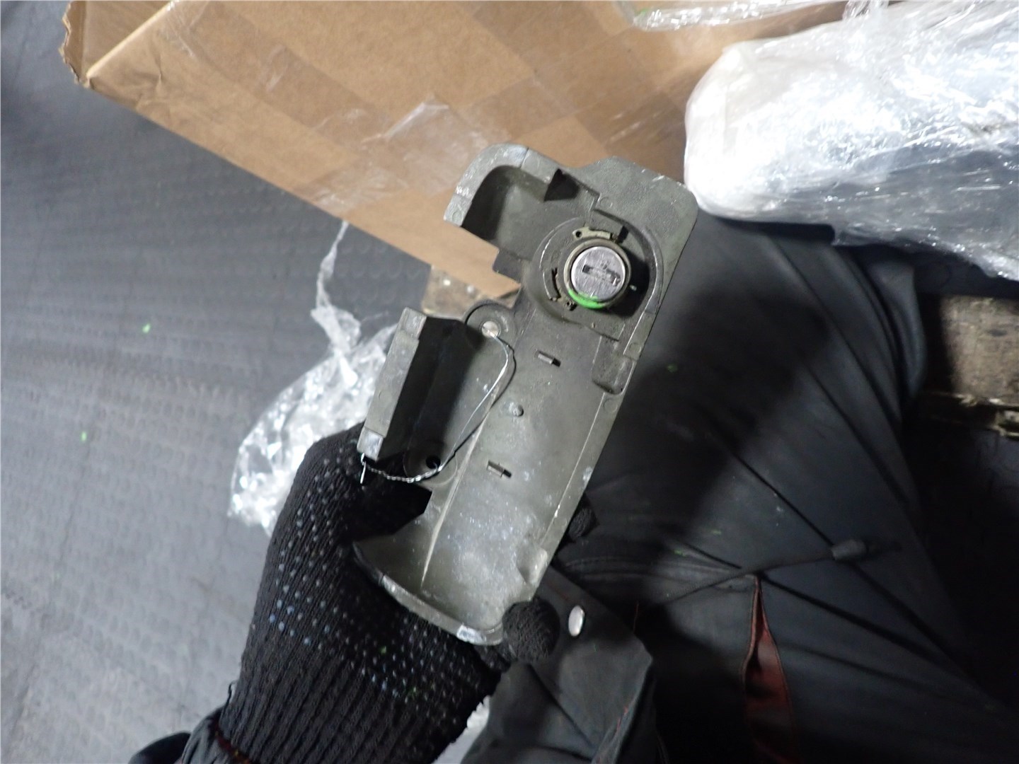 Вставка замка двери