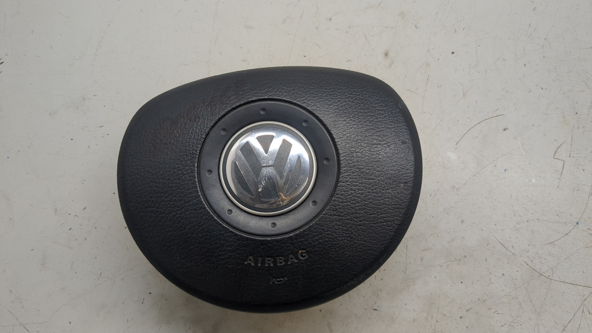 Подушка безопасности в рулевое колесо