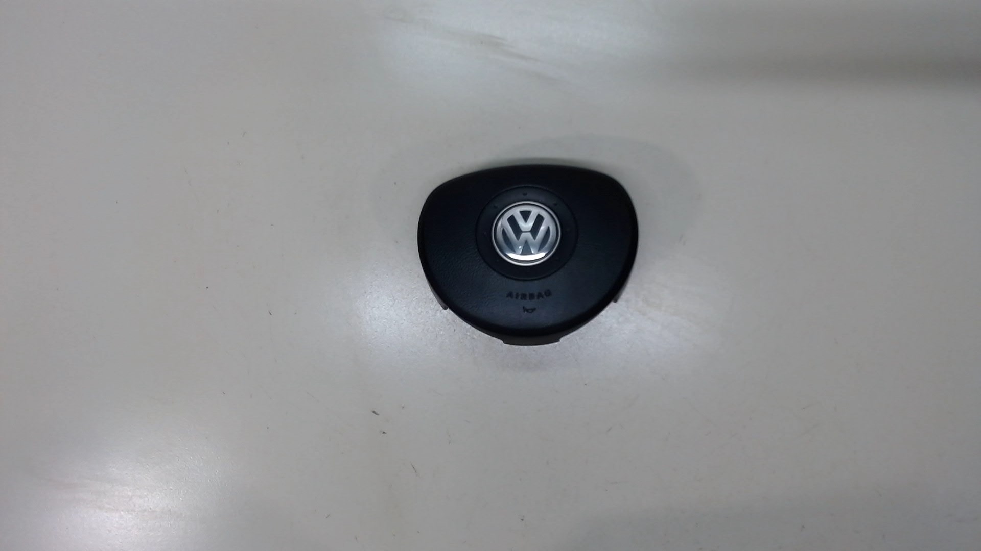 Подушка безопасности в рулевое колесо