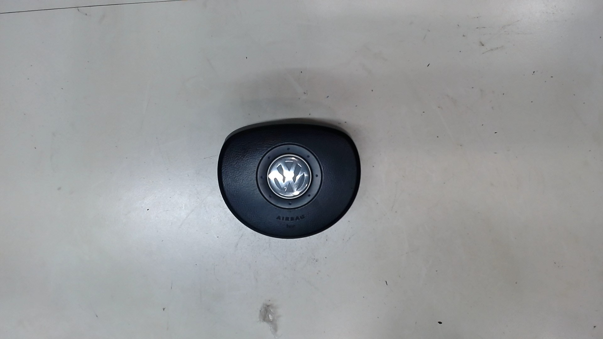 Подушка безопасности в рулевое колесо