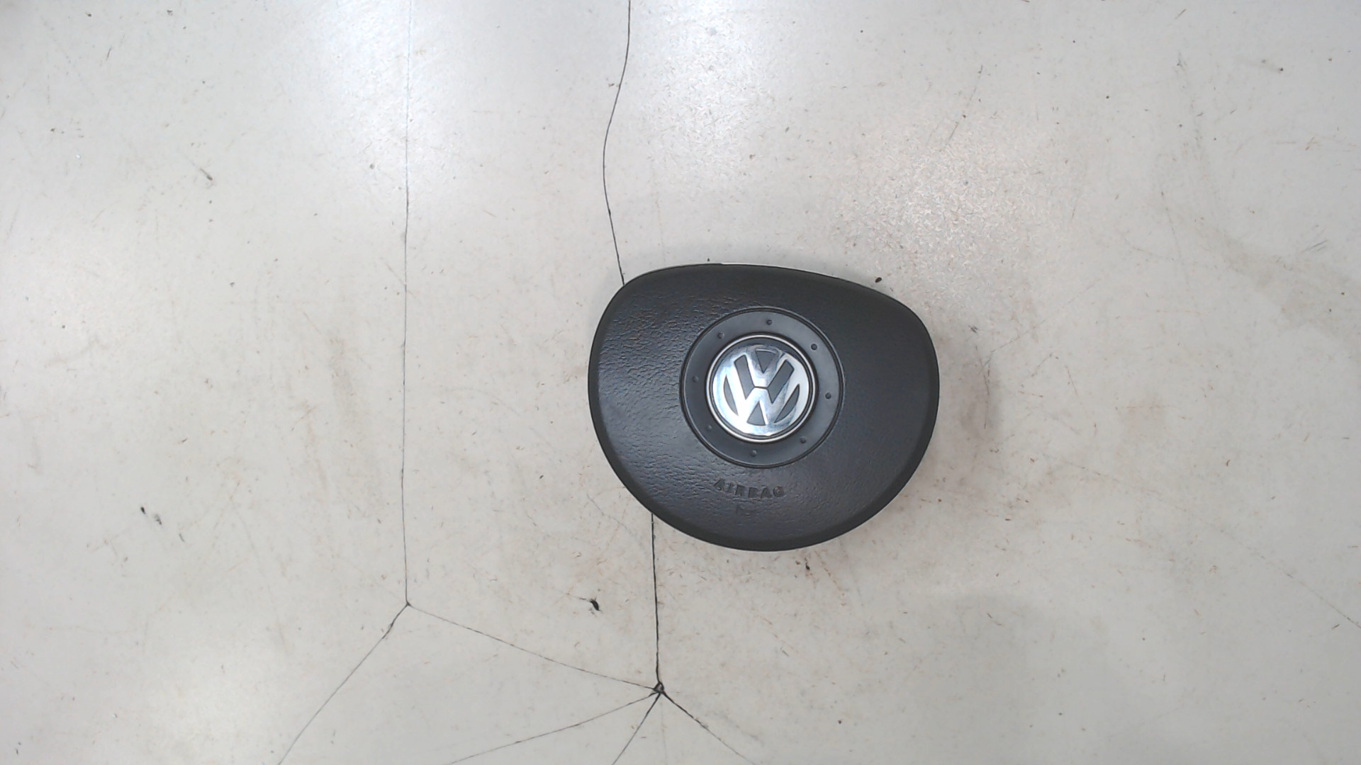 Подушка безопасности в рулевое колесо