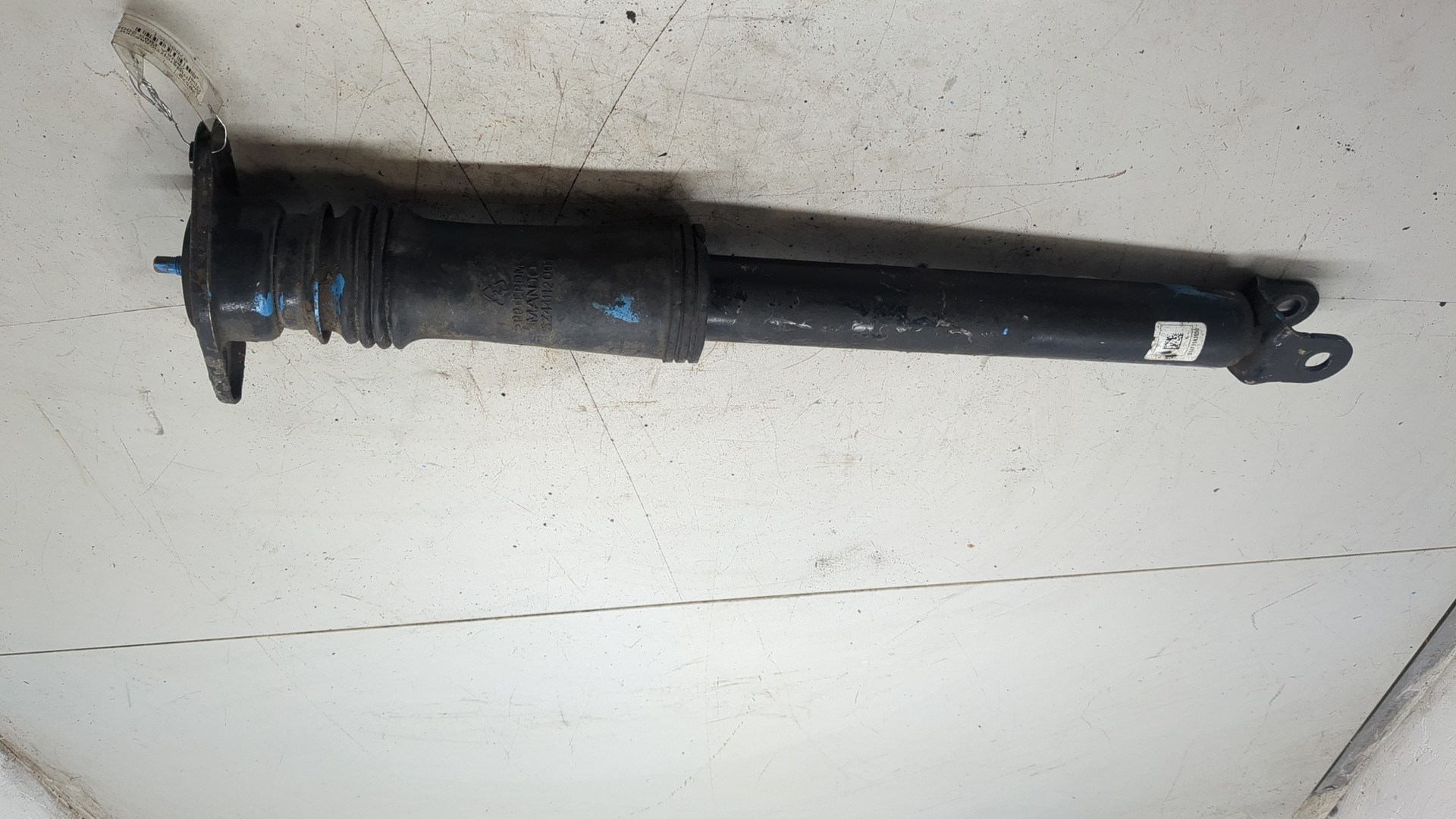 Амортизатор задний (стойка)
