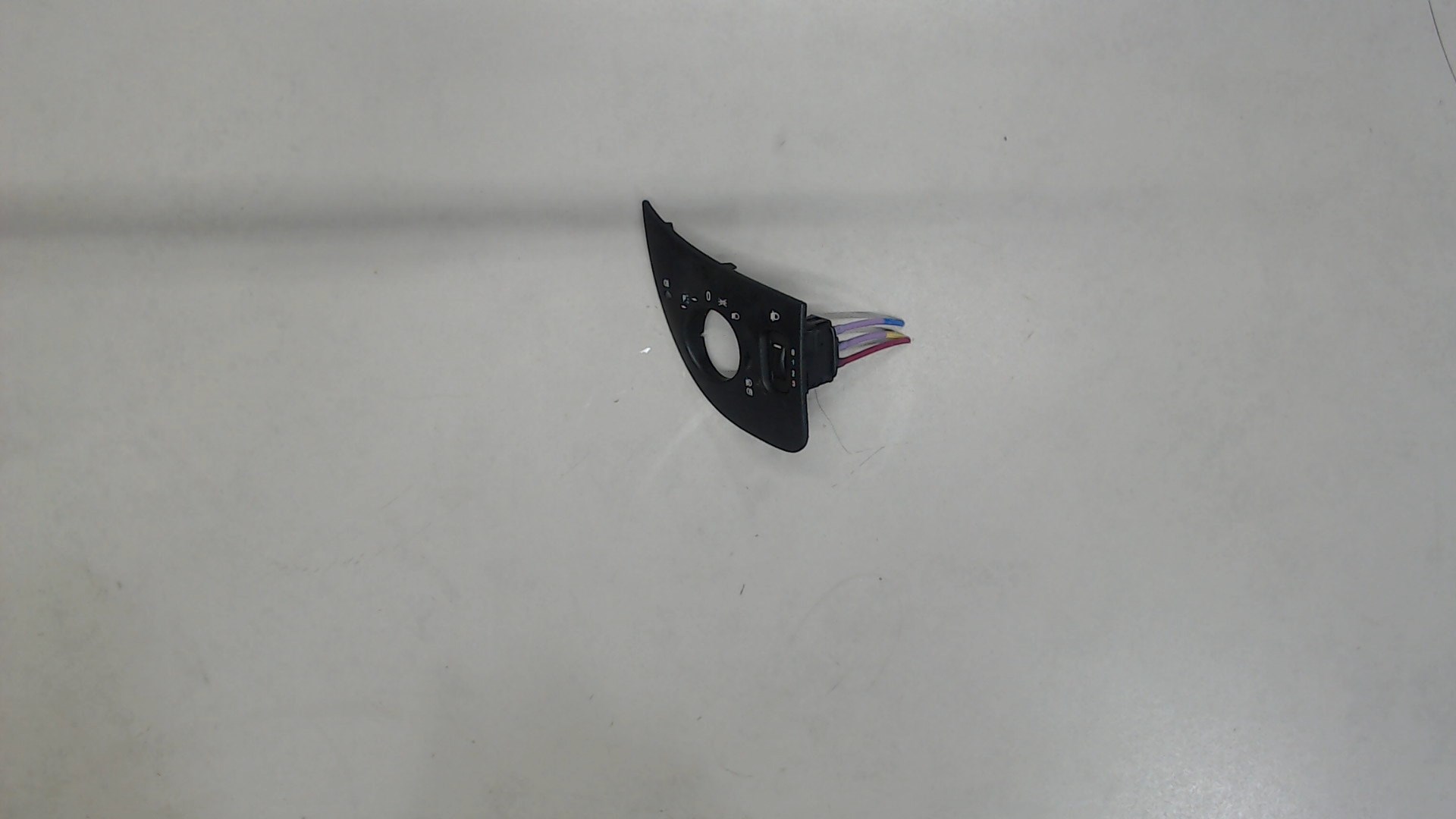 Кнопка корректора фар