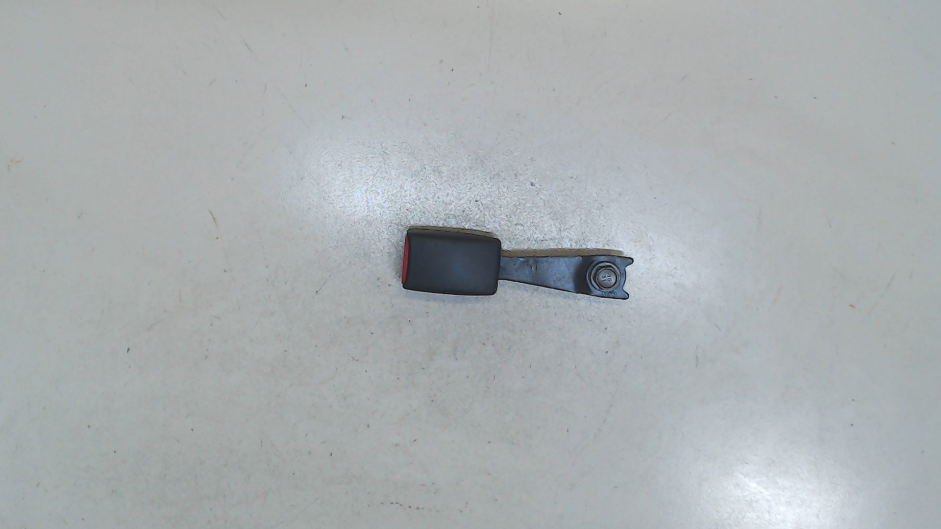 Ответная часть ремня безопасности