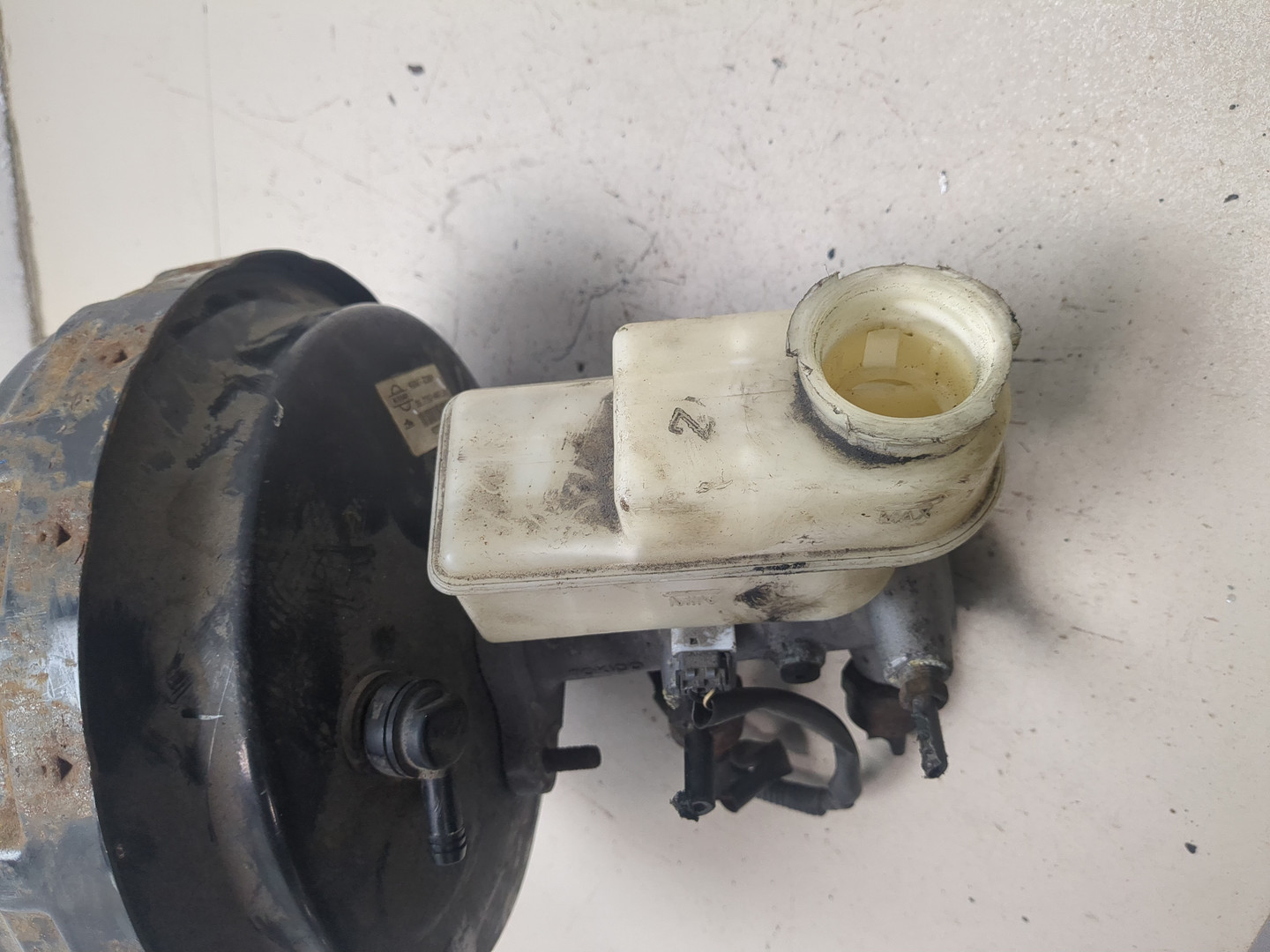 Цилиндр тормозной главный