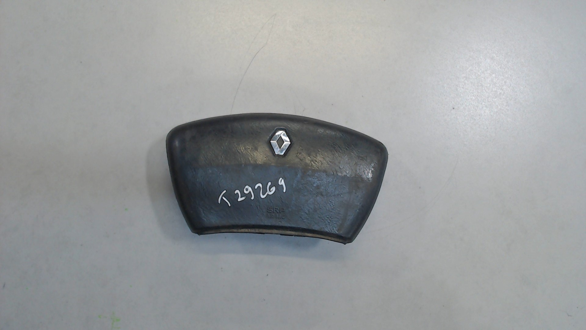 Подушка безопасности в рулевое колесо