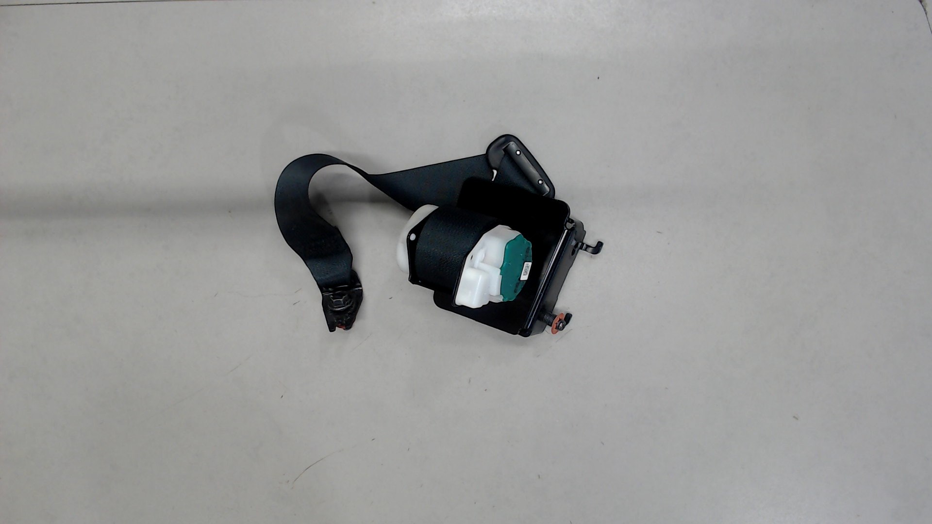 Ремень безопасности