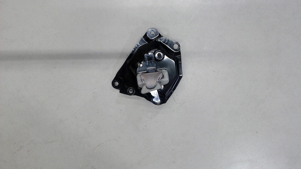 Ремень безопасности