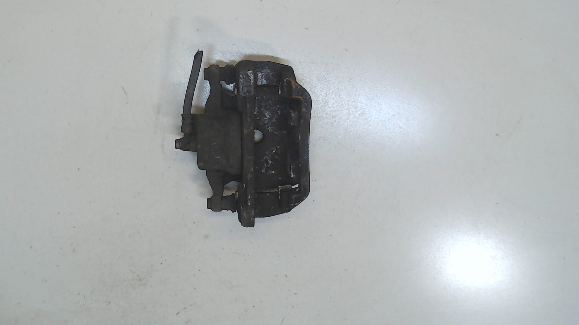 Суппорт передний правый