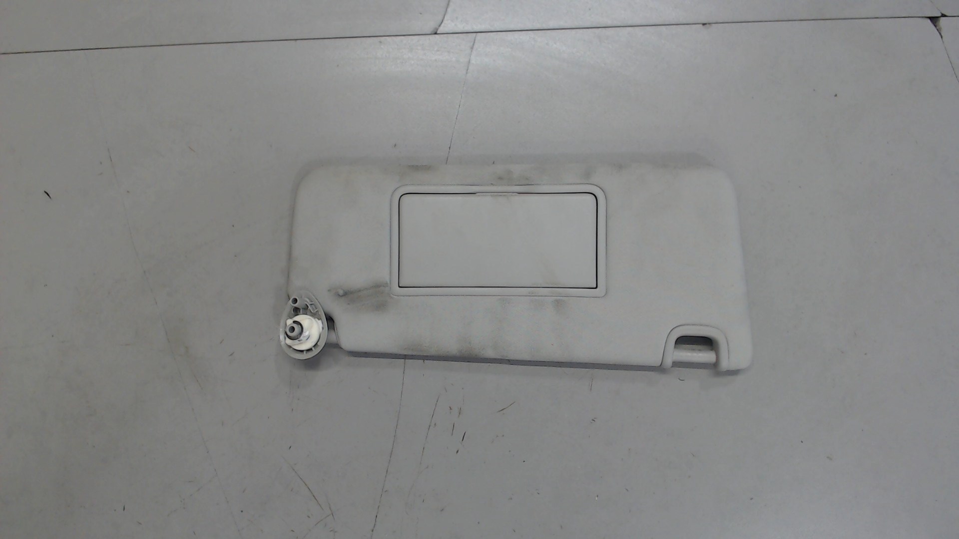 Козырек солнцезащитный