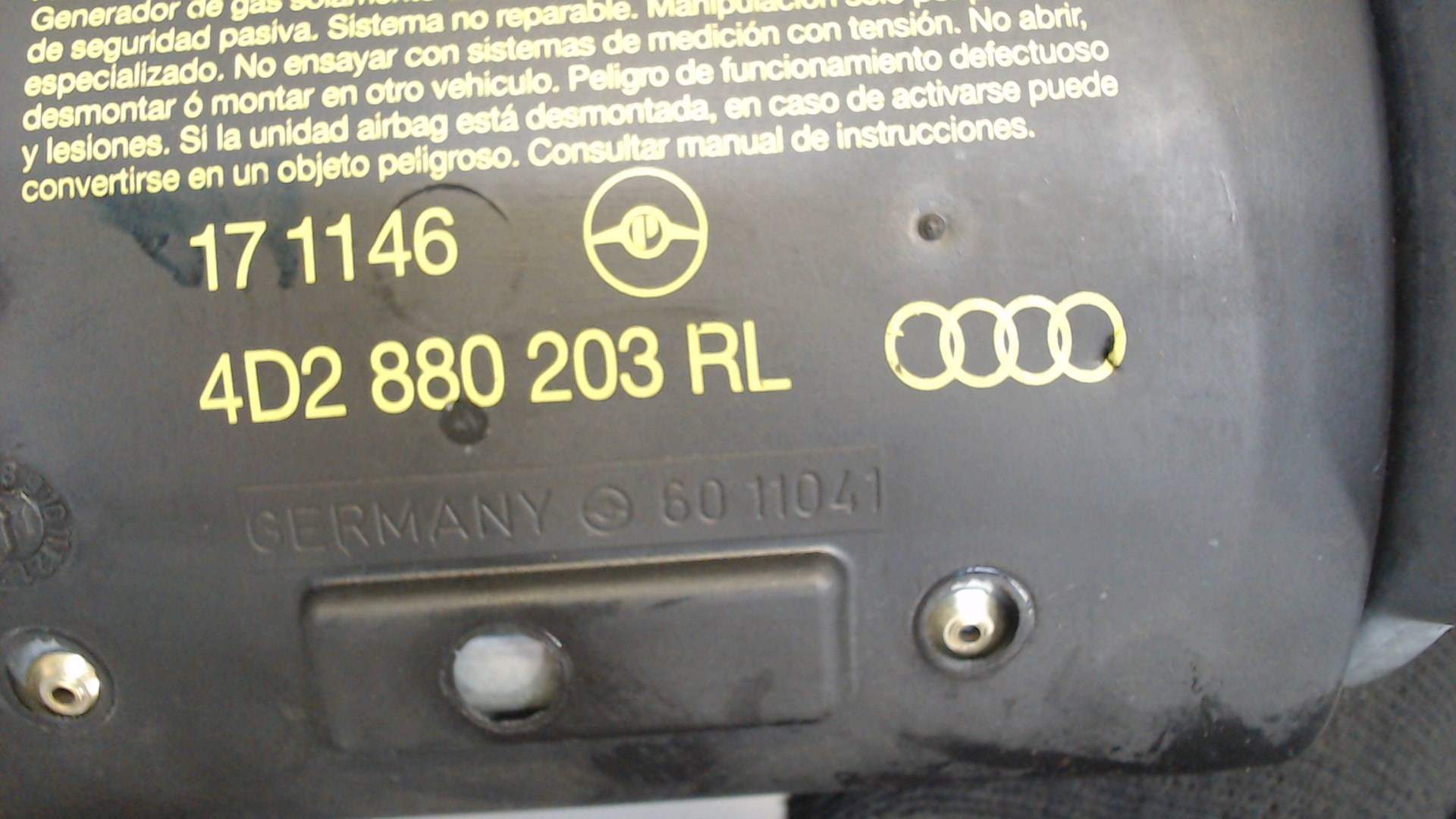 Подушка безопасности пассажирская (в торпедо)