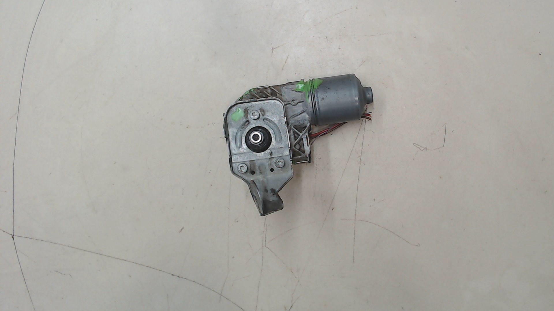 Моторчик стеклоочистителя передний