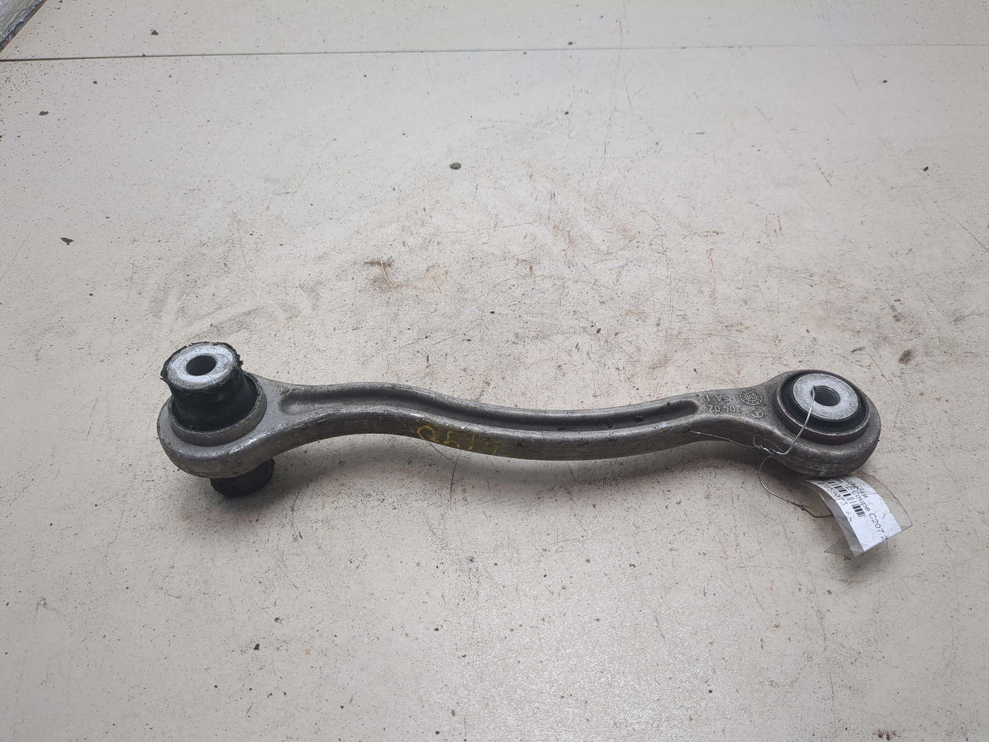 Рычаг задний