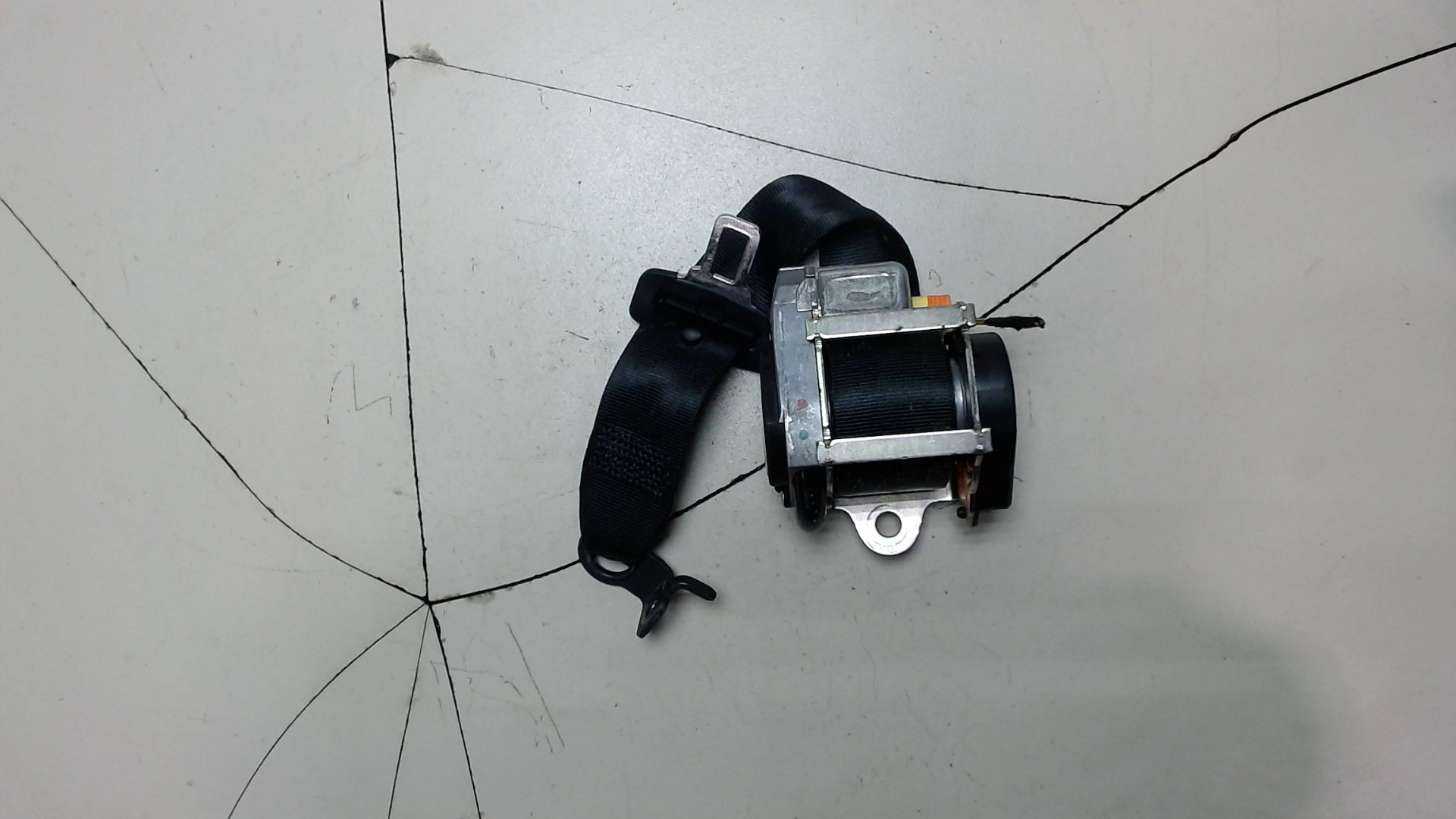 Ремень безопасности