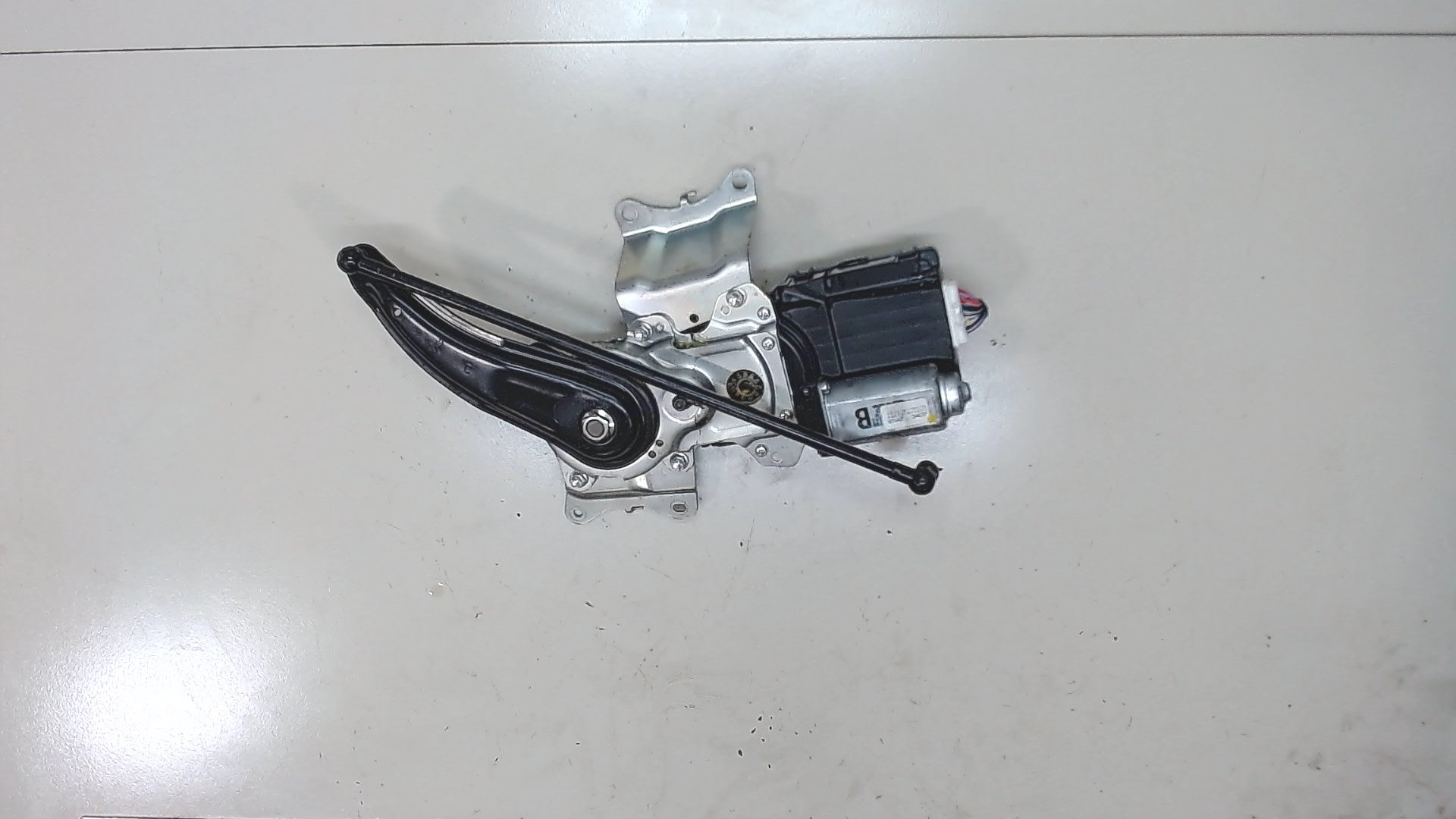 Активатор замка багажника для QX56/QX80 (Z62) 2010-2024