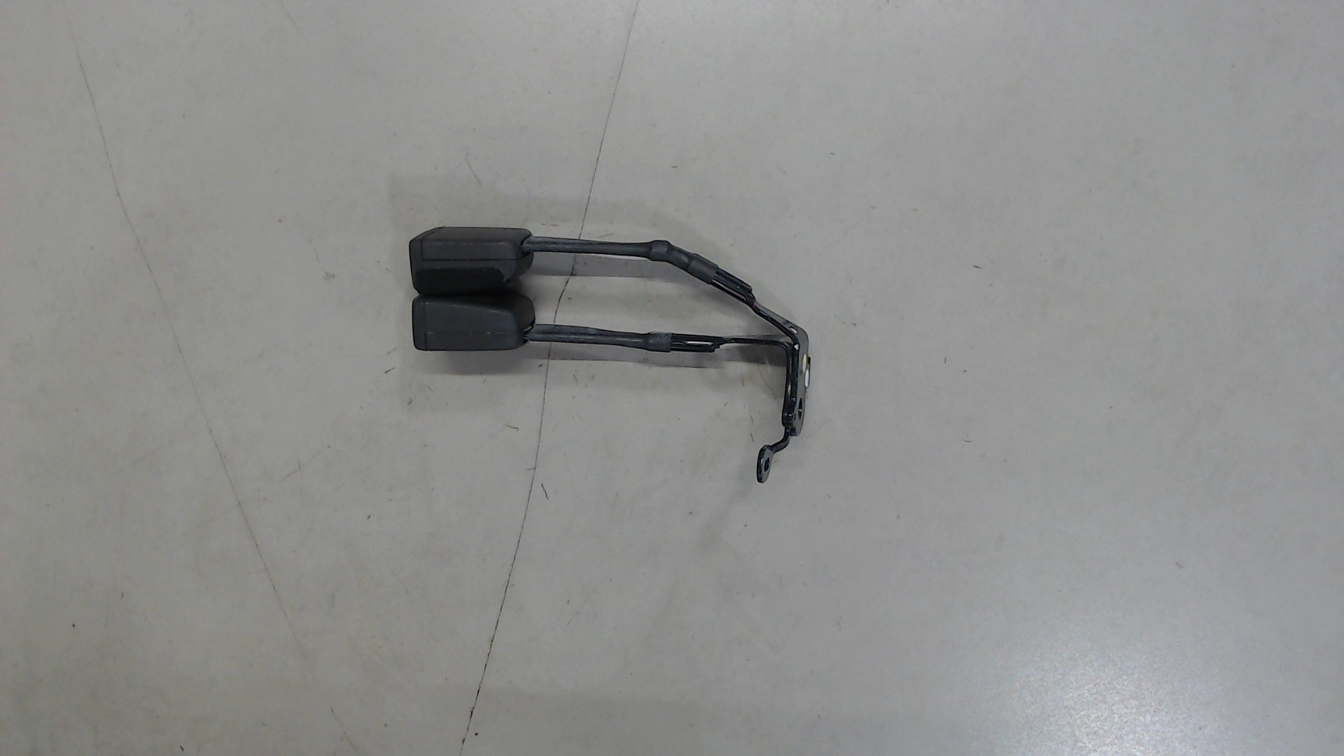 Ответная часть ремня безопасности