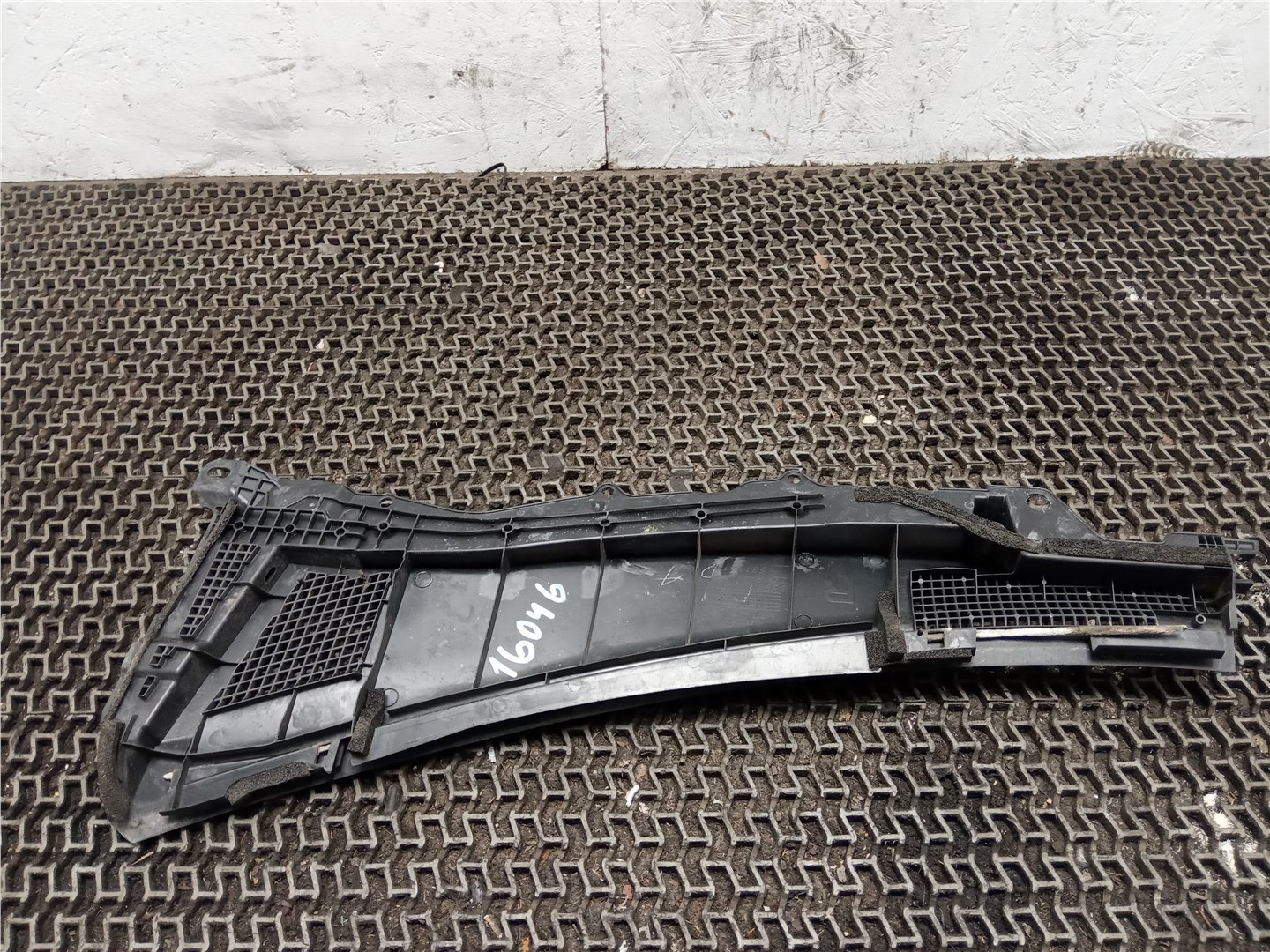 Решетка стеклоочистителей (Жабо)