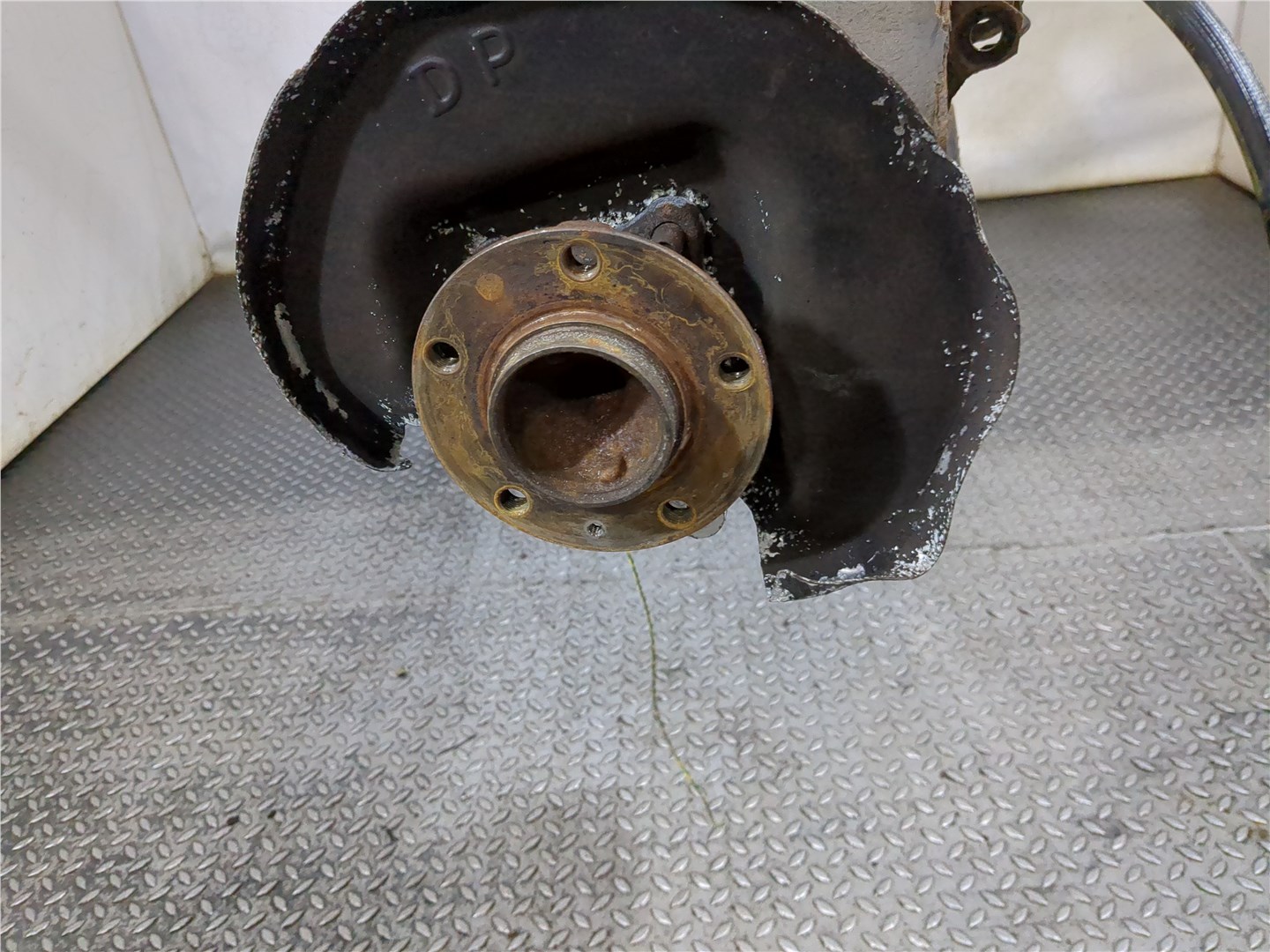 Балка задняя