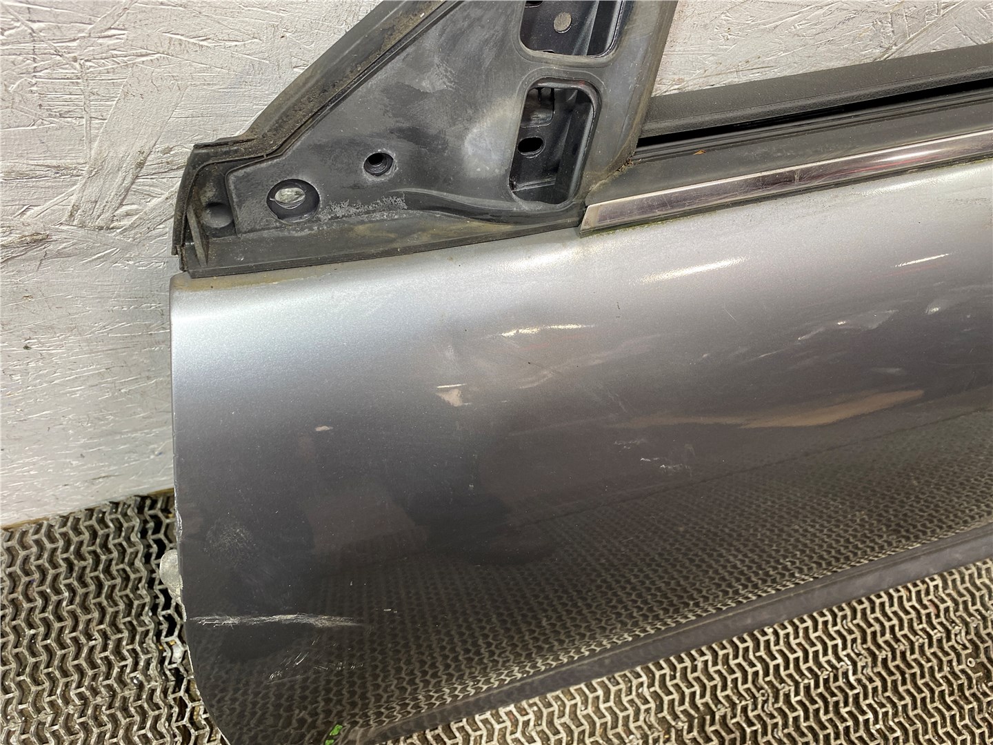 Дверь передняя левая