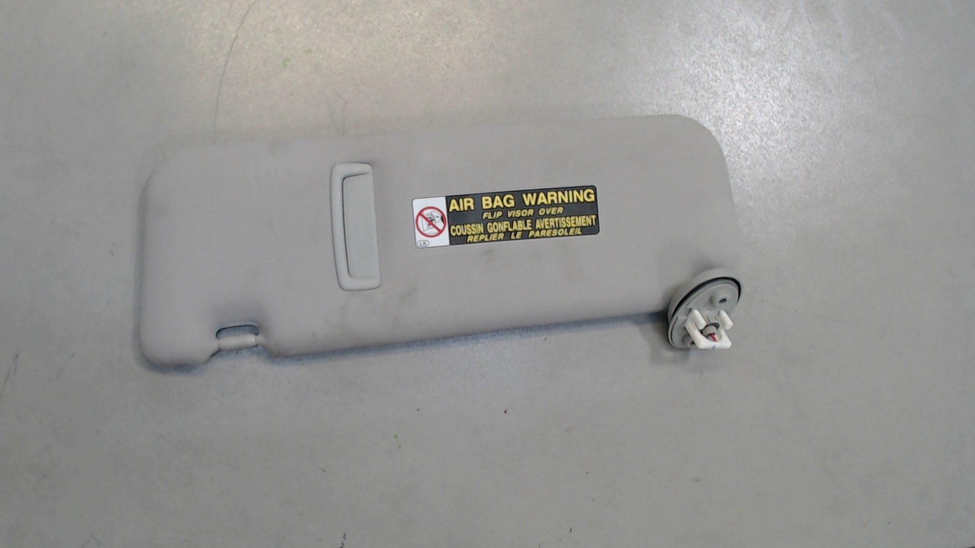 Козырек солнцезащитный