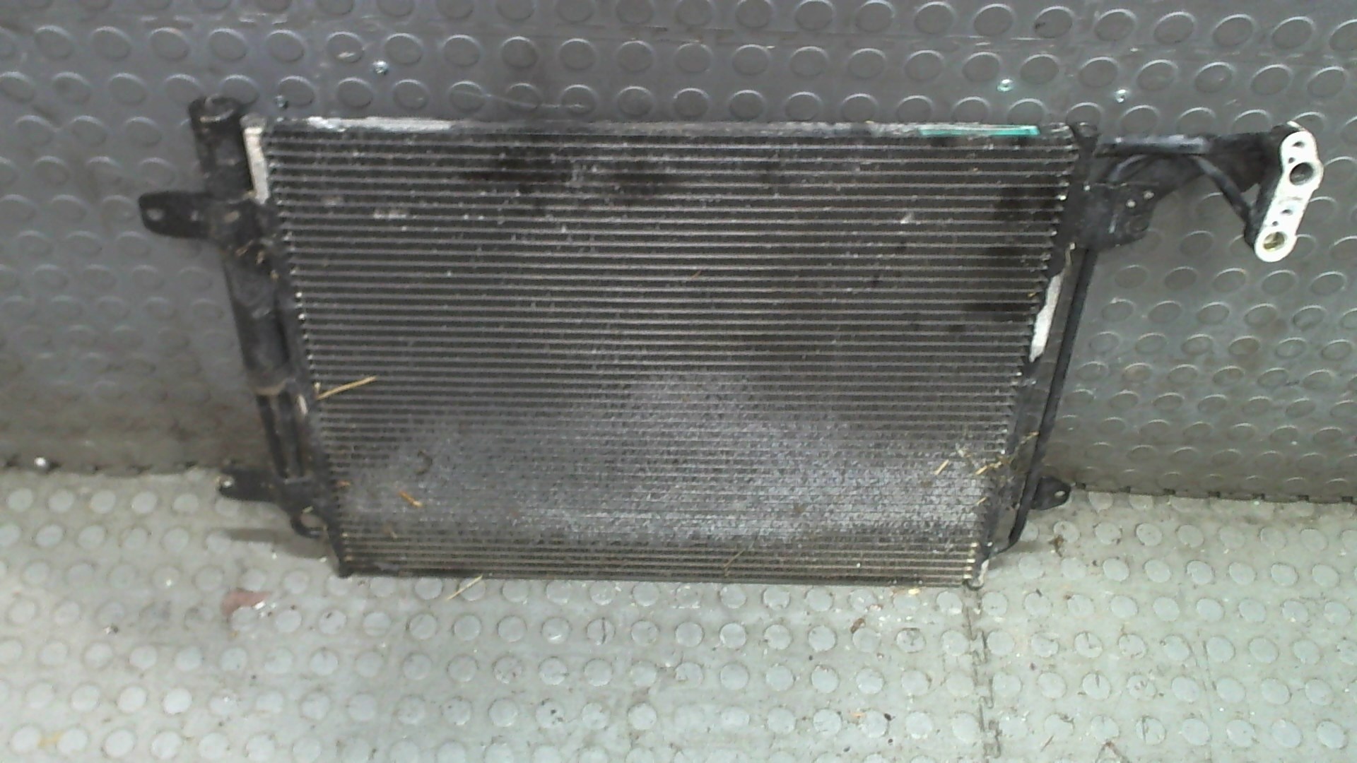 Радиатор кондиционера / конденсер