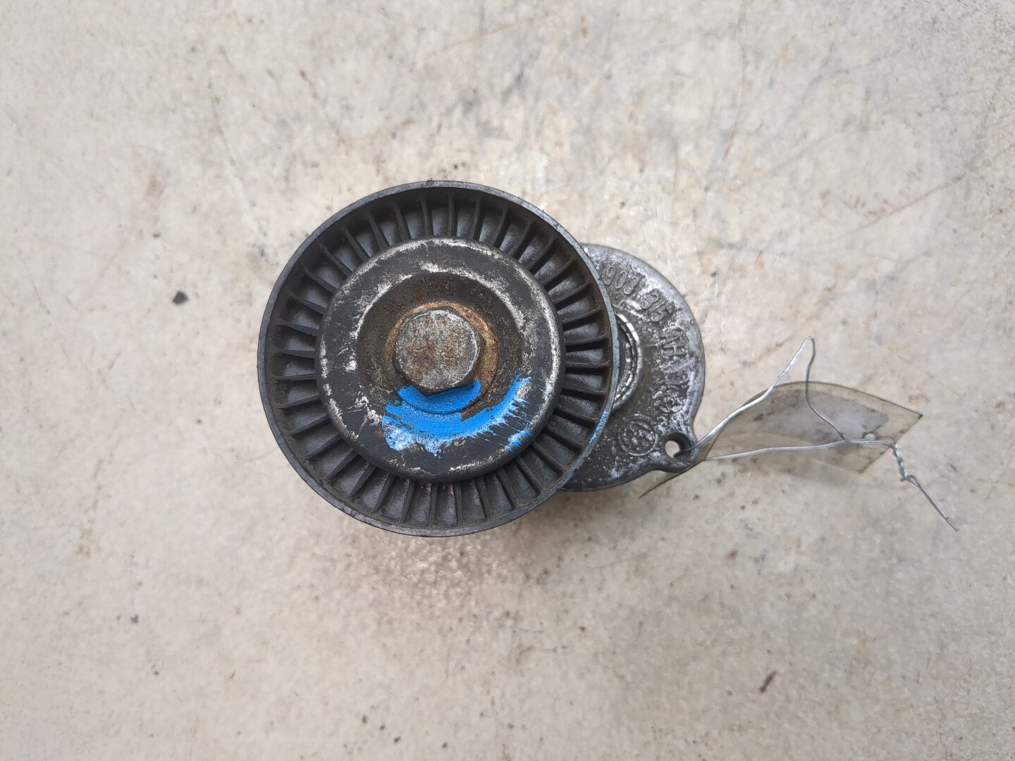 Натяжитель ремня