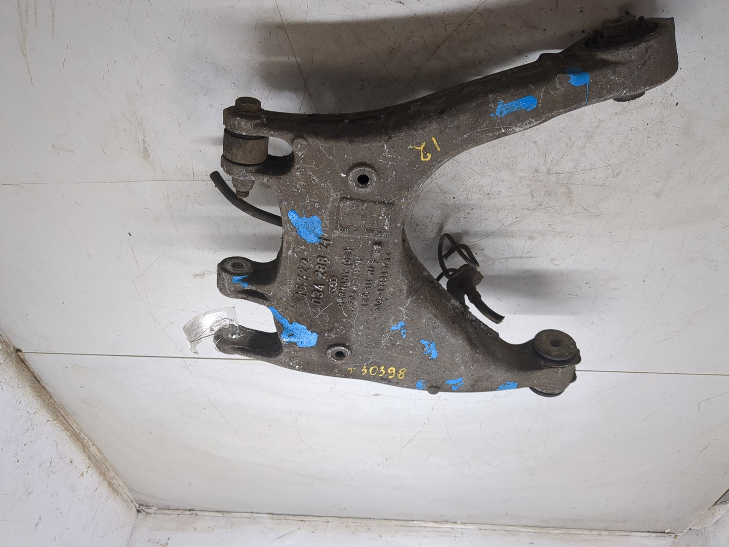 Рычаг задний левый