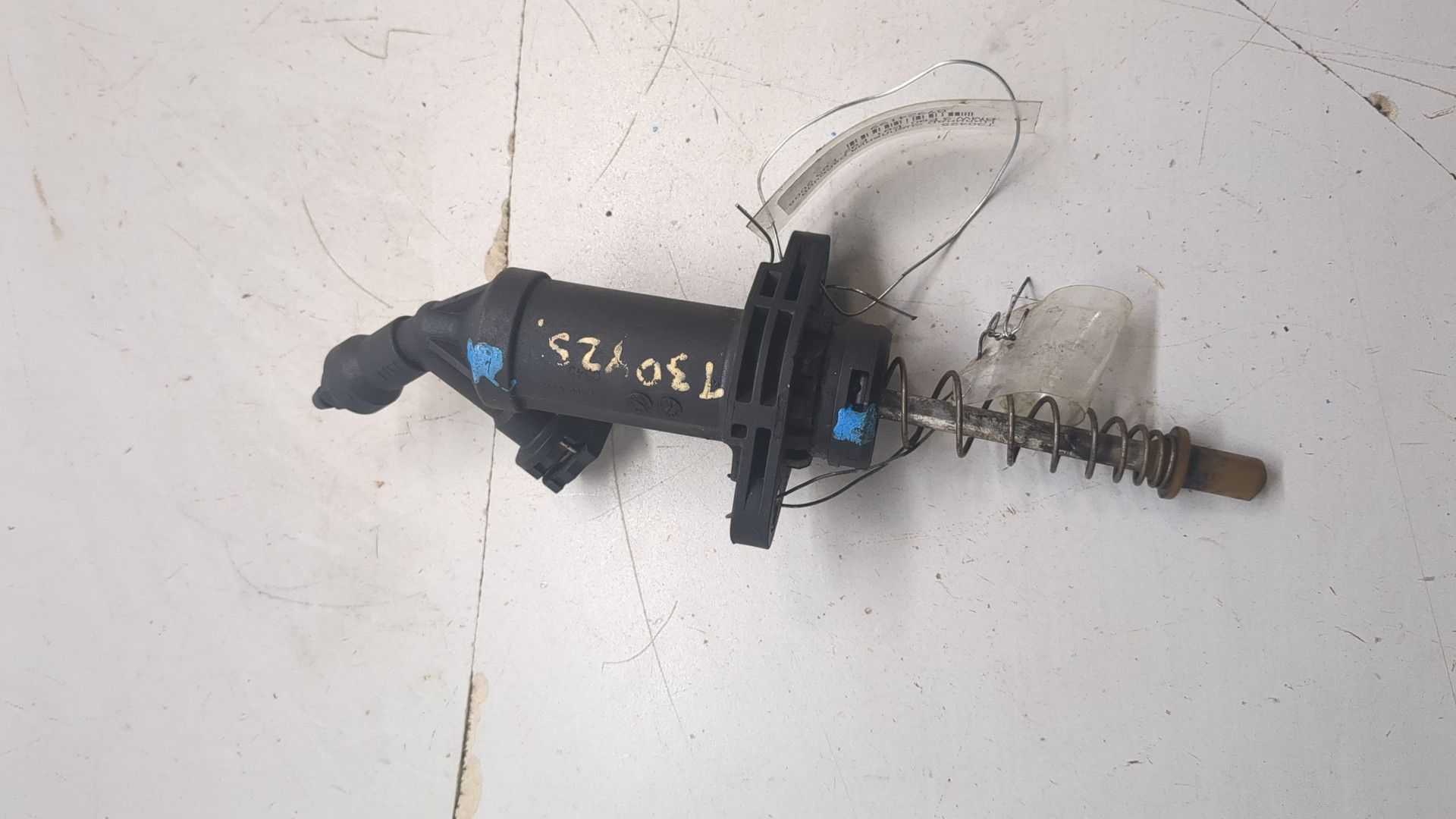 Цилиндр сцепления рабочий