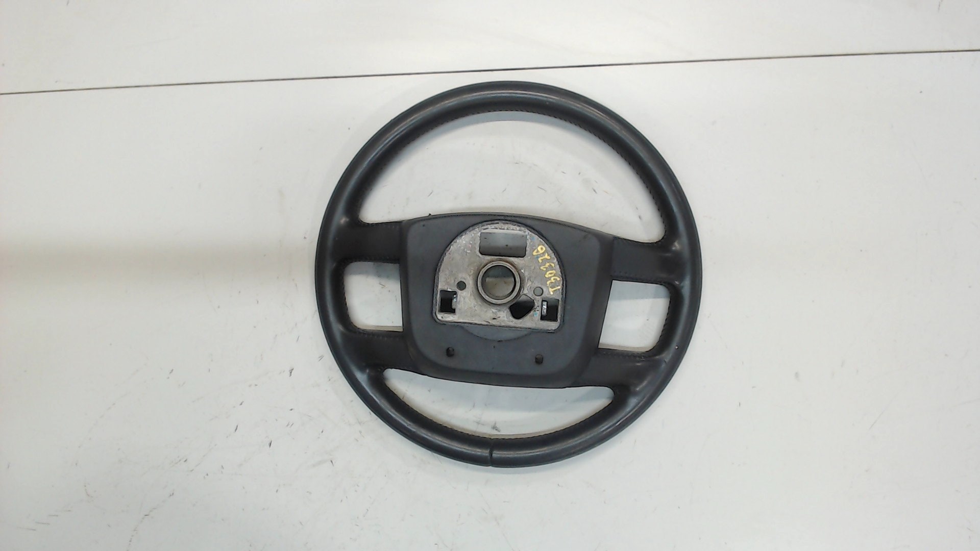 Рулевое колесо (руль)