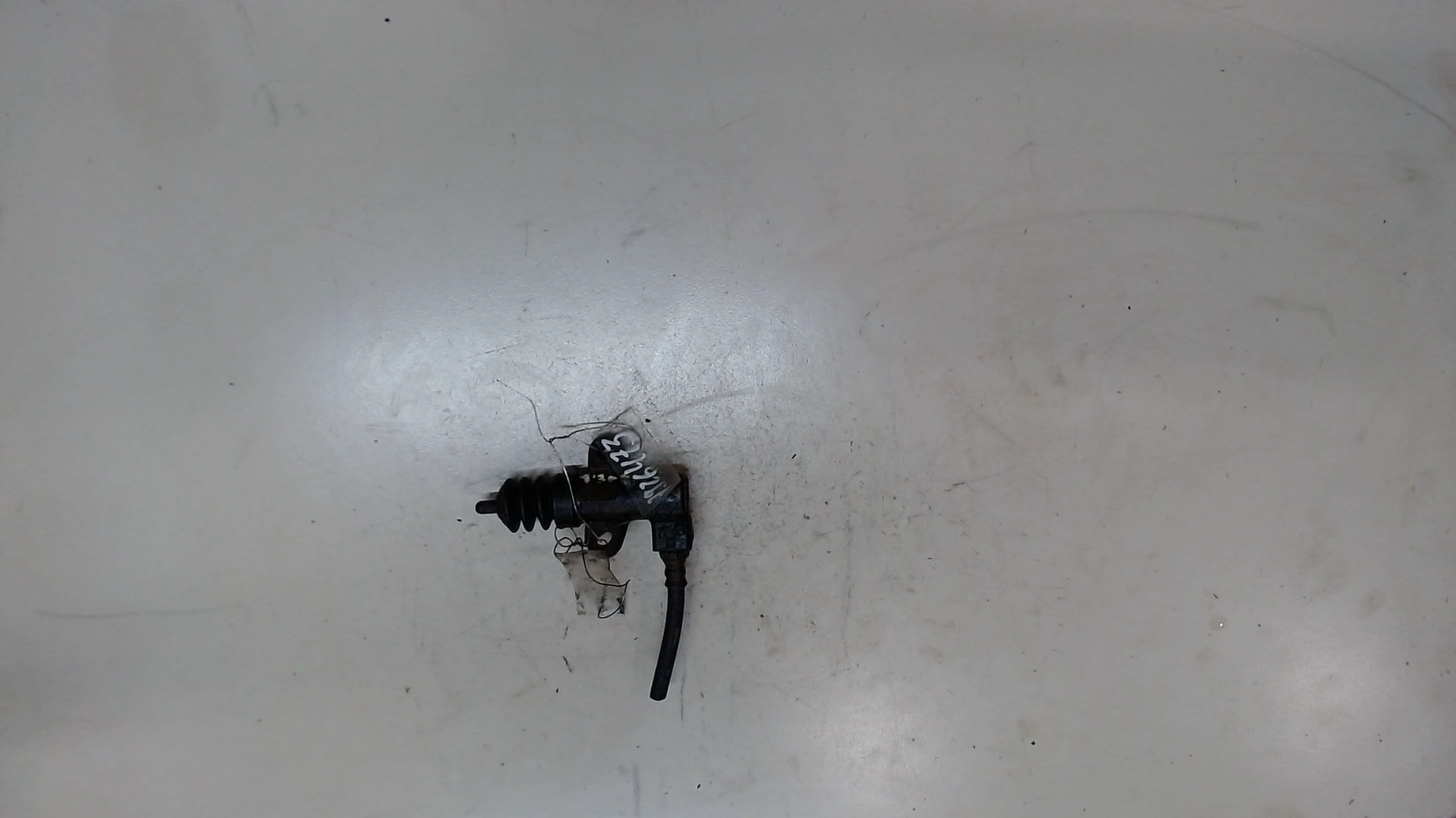 Цилиндр сцепления рабочий