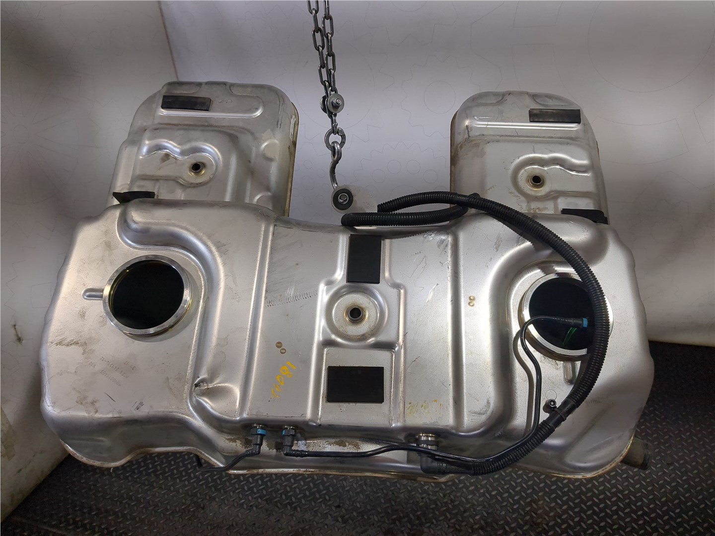 Бак топливный