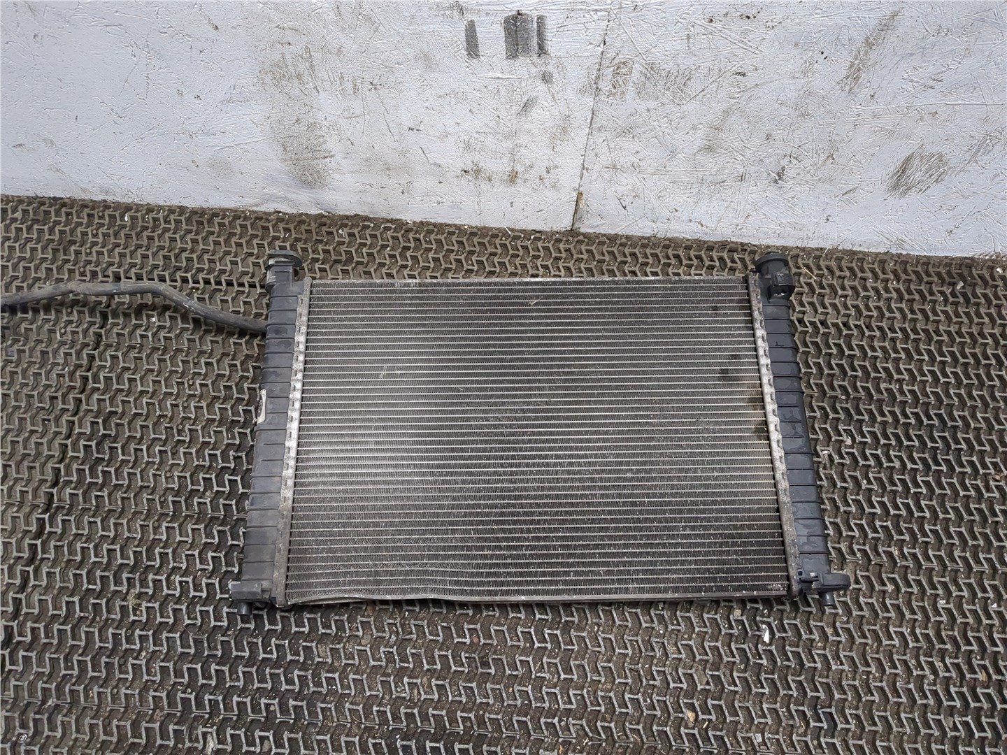 Радиатор охлаждения двигателя основной