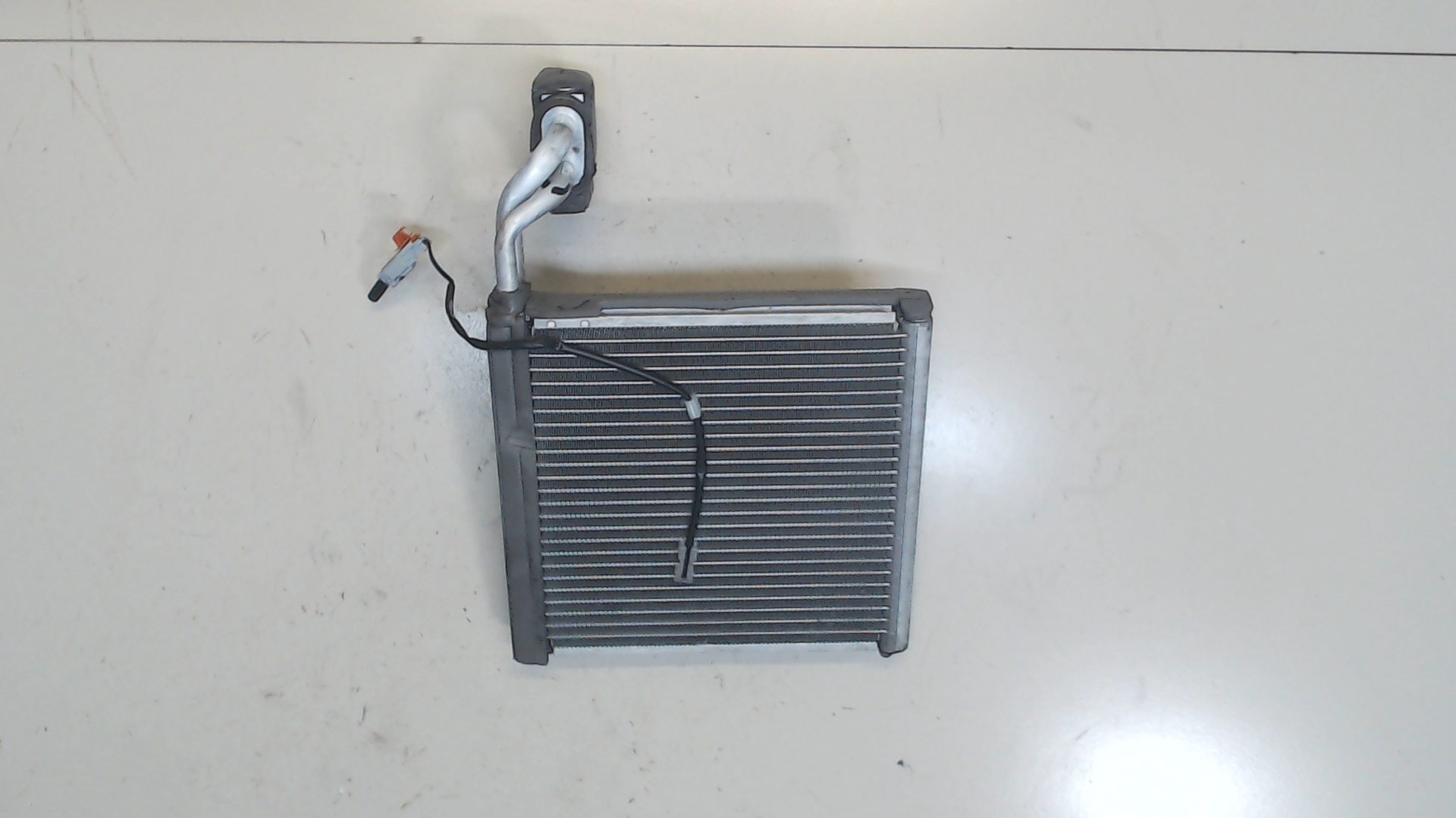 Радиатор кондиционера / конденсер