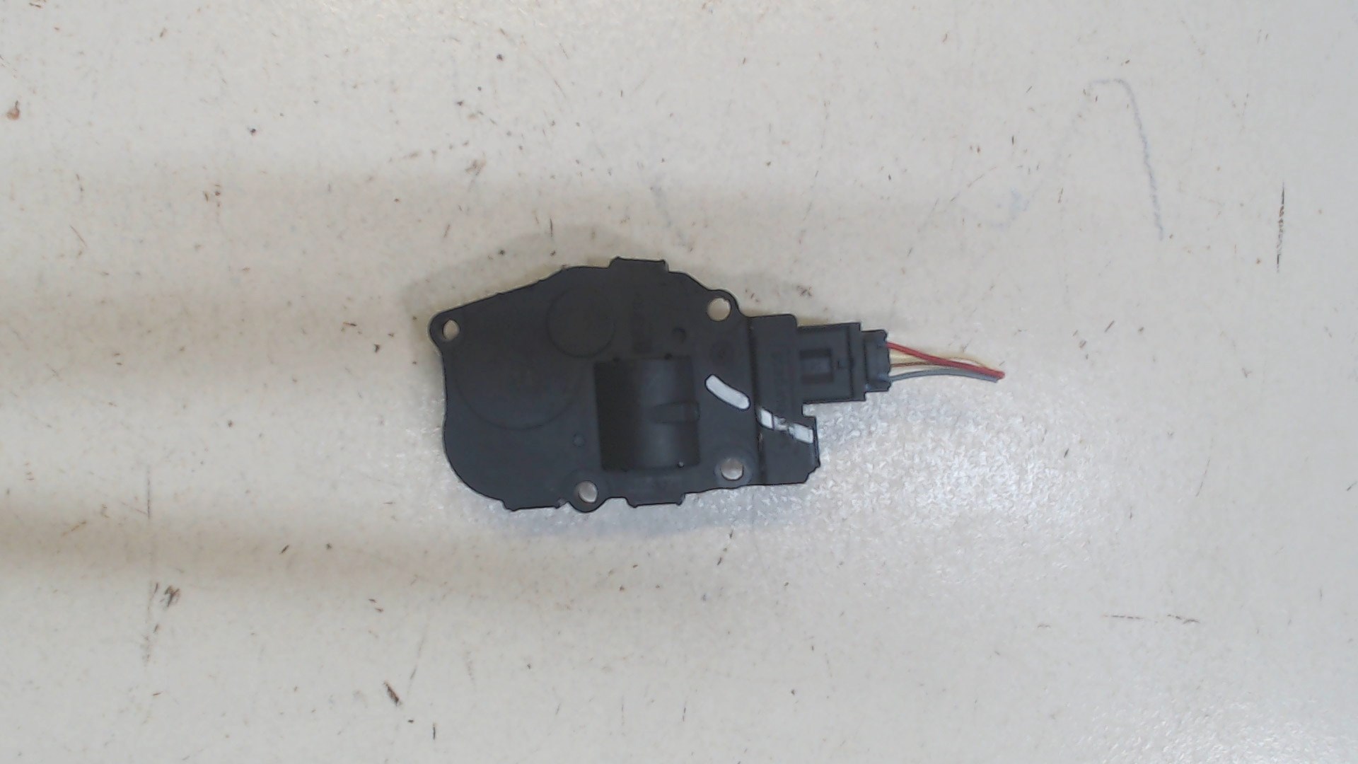 Моторчик заслонки печки