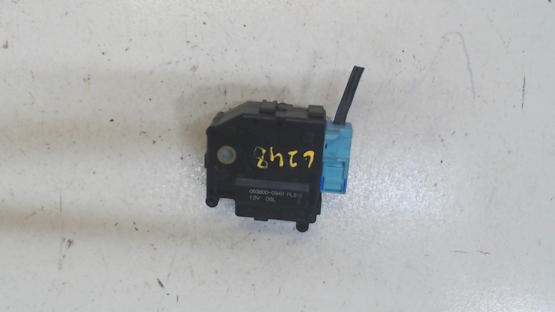 Моторчик заслонки печки