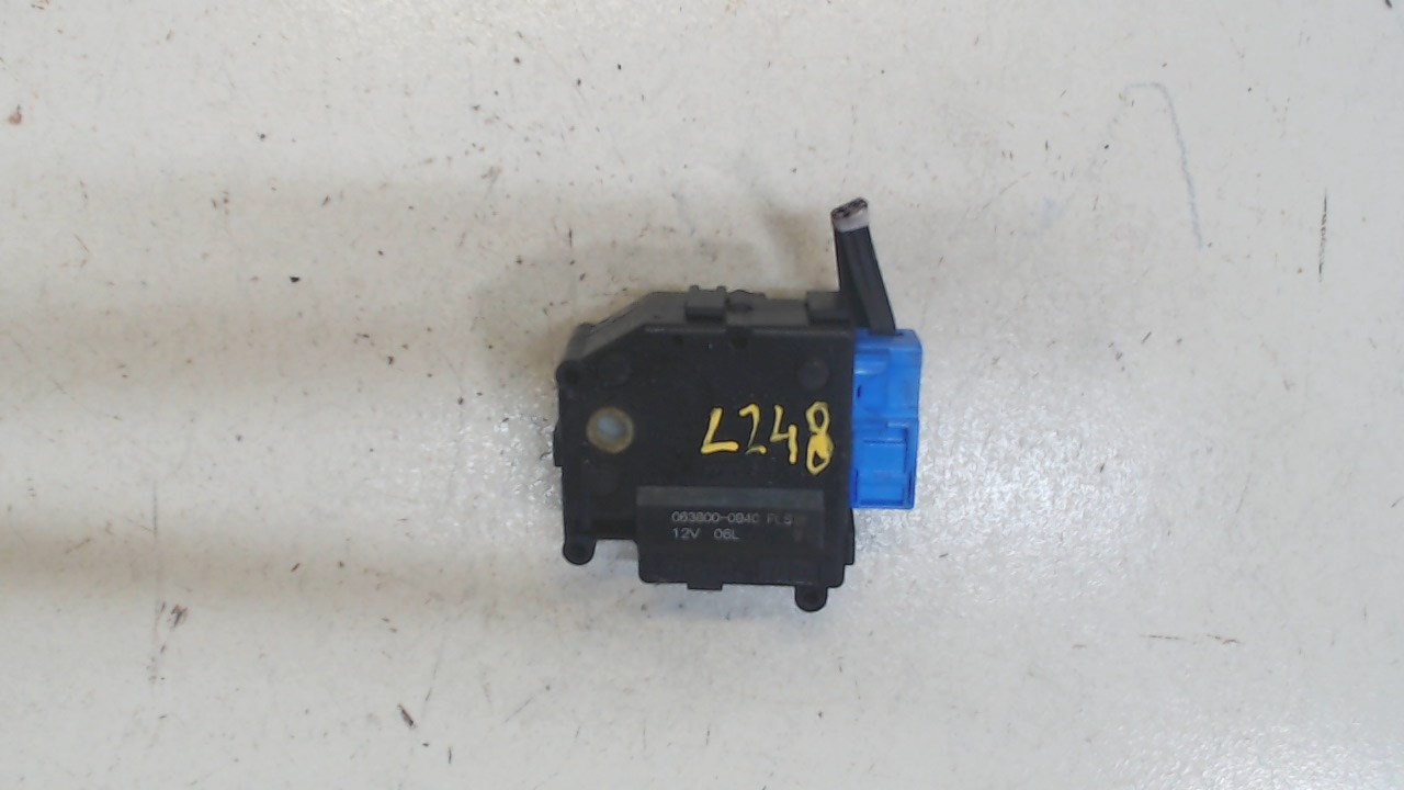 Моторчик заслонки печки