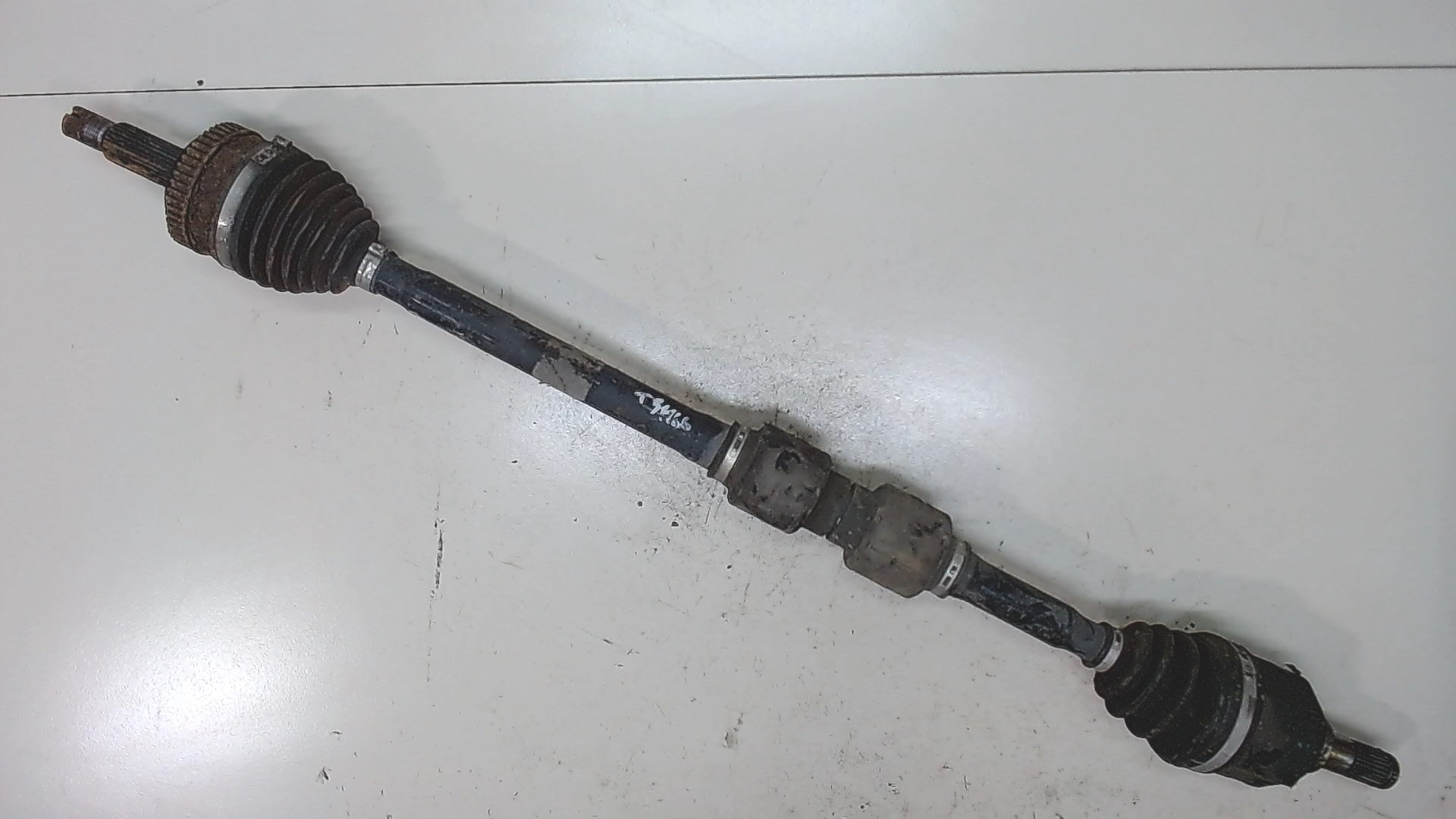 Полуось передняя правая