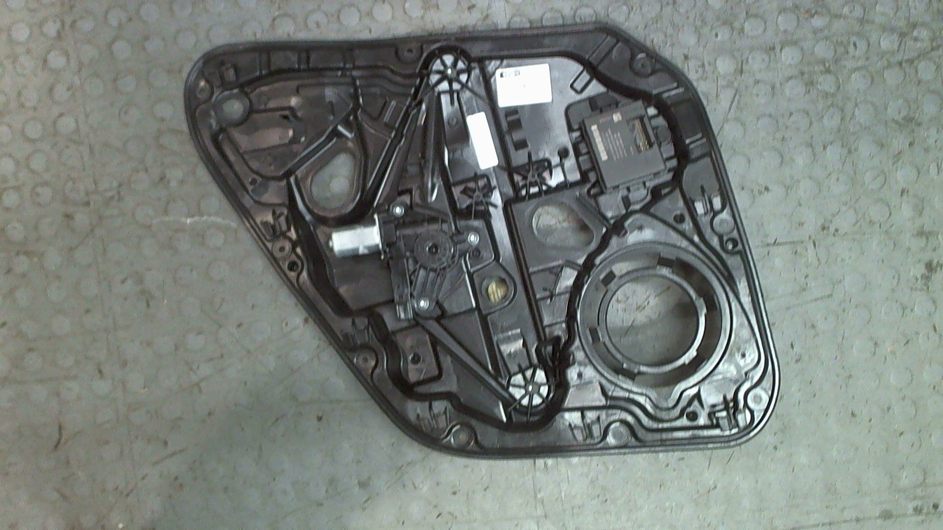 Стеклоподъемник электр. задний левый