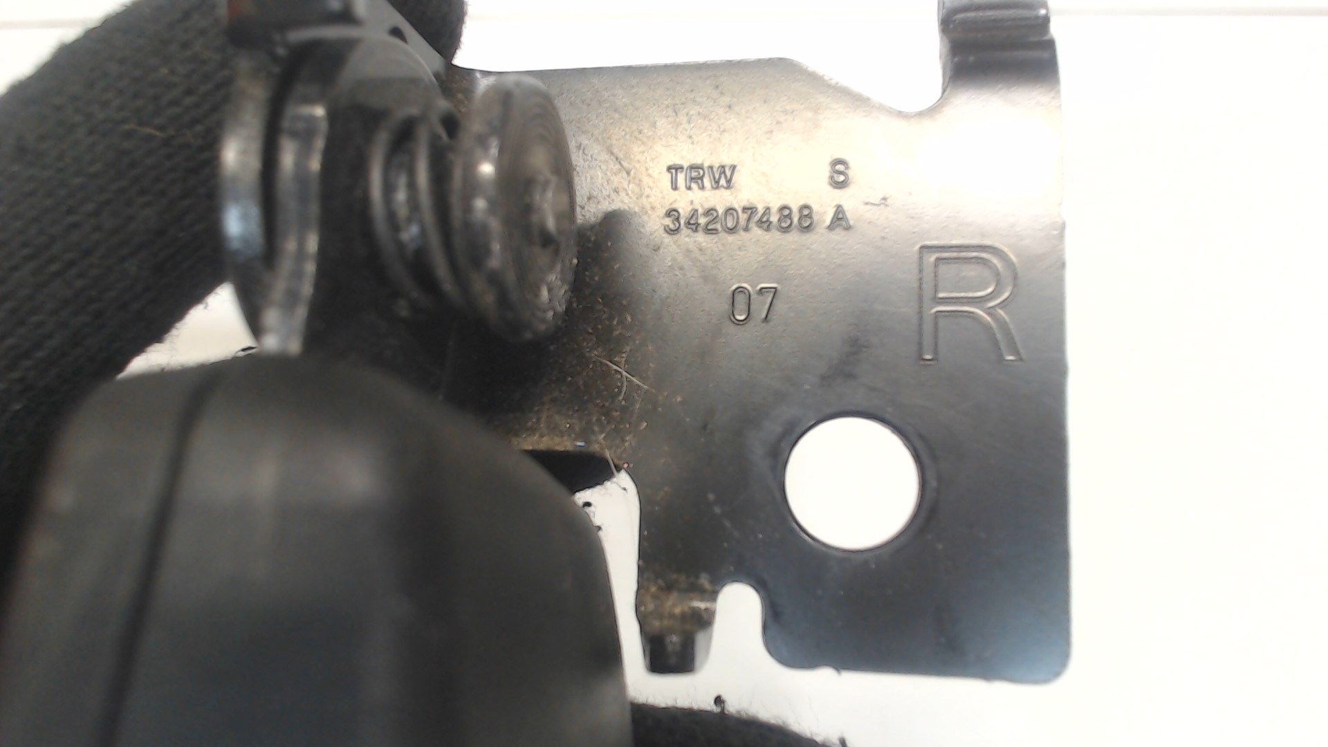 Ответная часть ремня безопасности