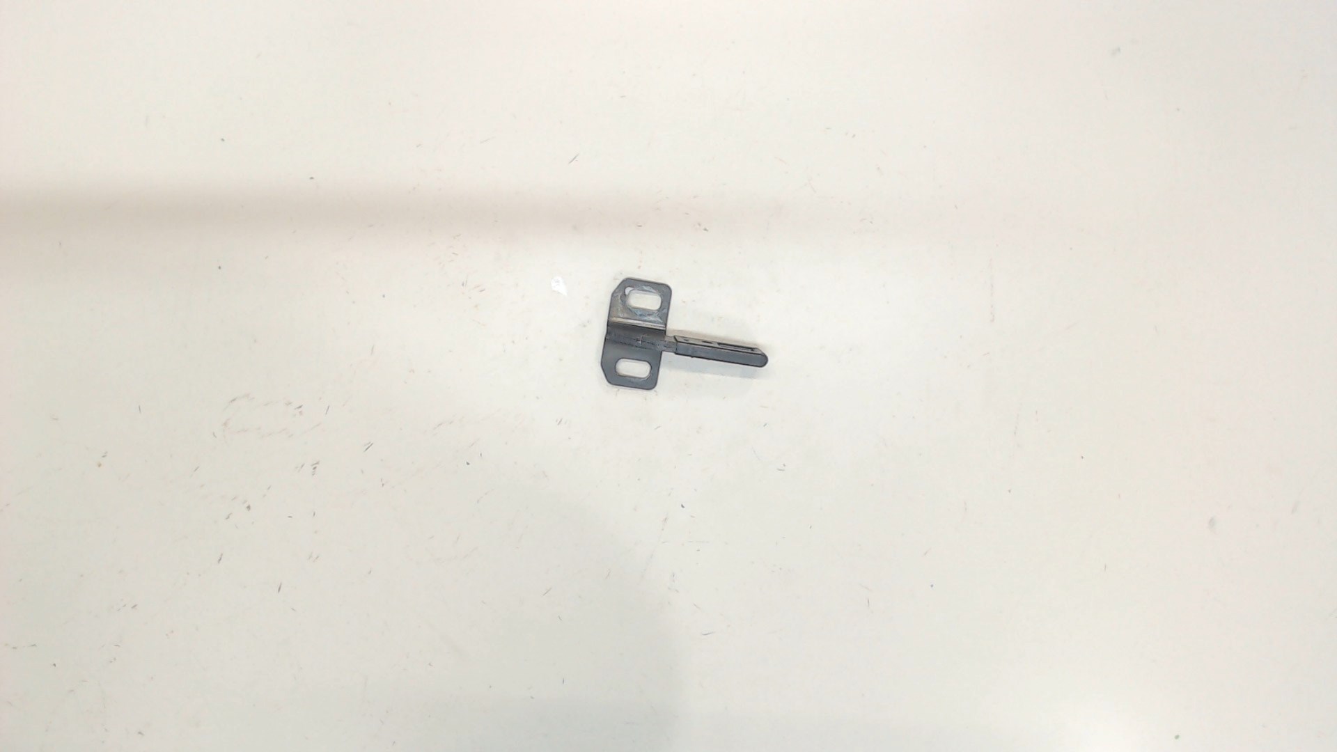 Замок багажника