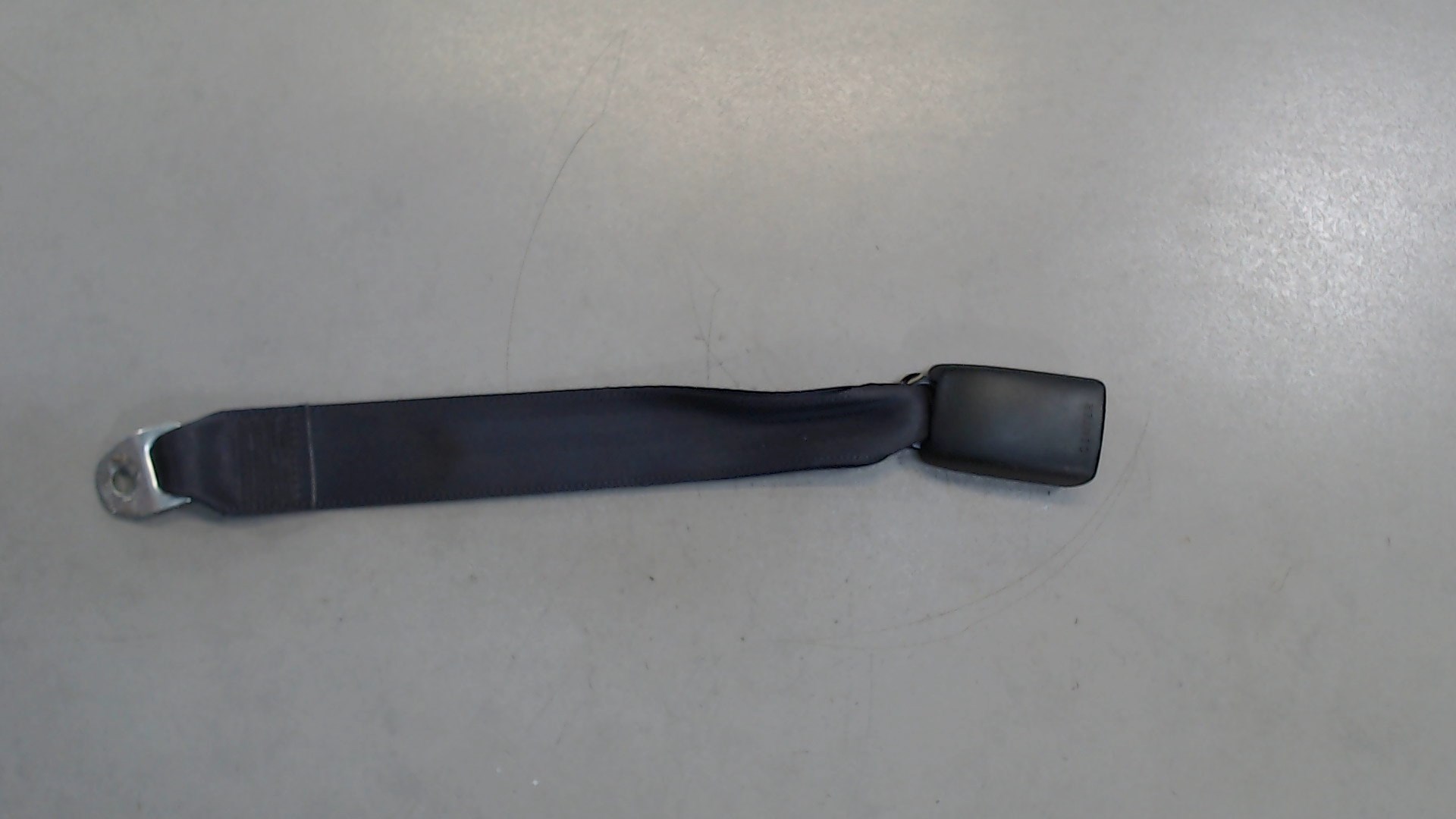 Ответная часть ремня безопасности