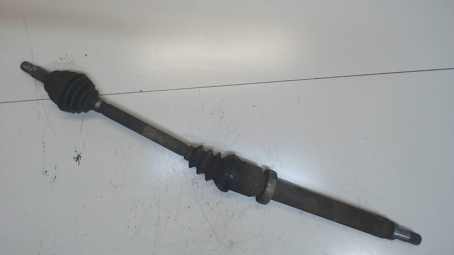 Полуось передняя правая